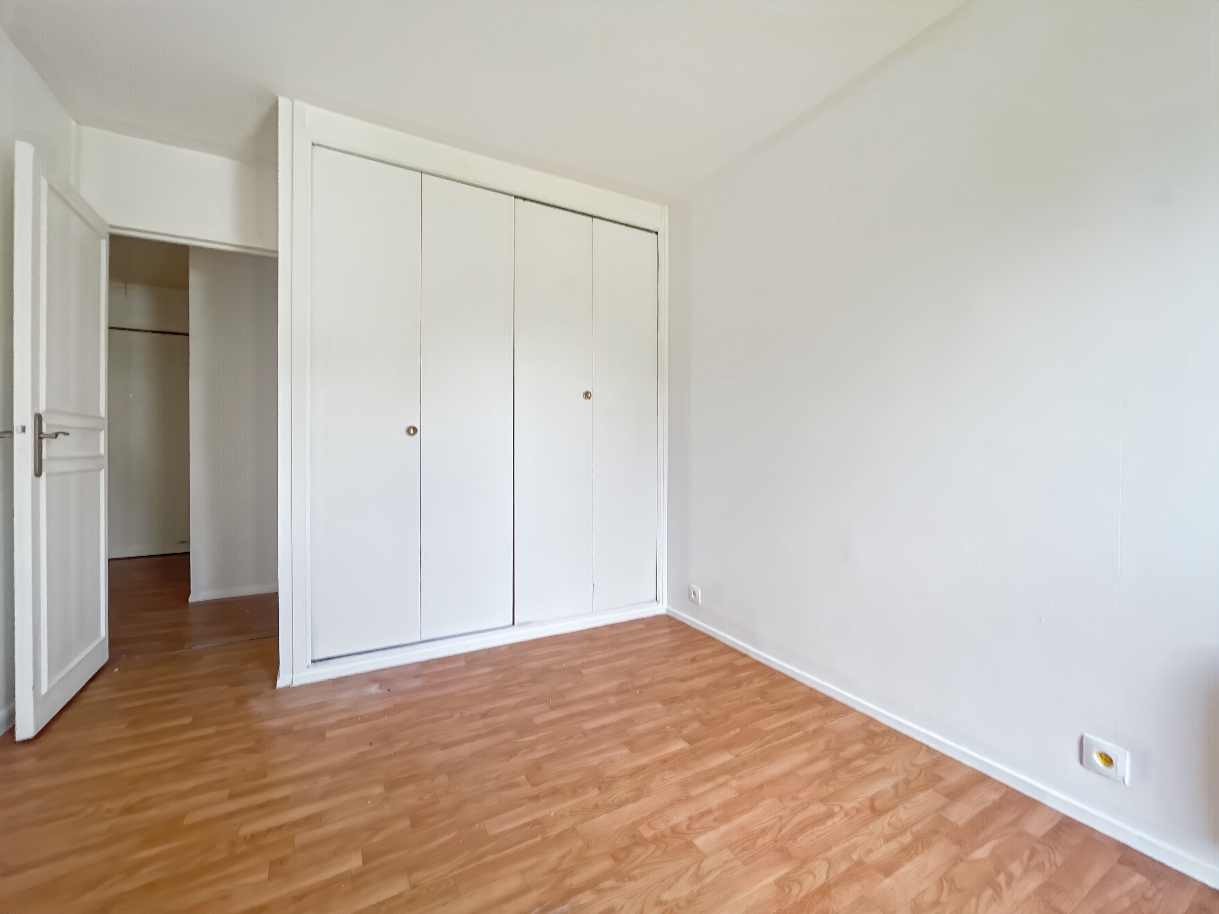 1235-LE PLESSIS ROBINSON-UG 216542-Photo 7.jpg