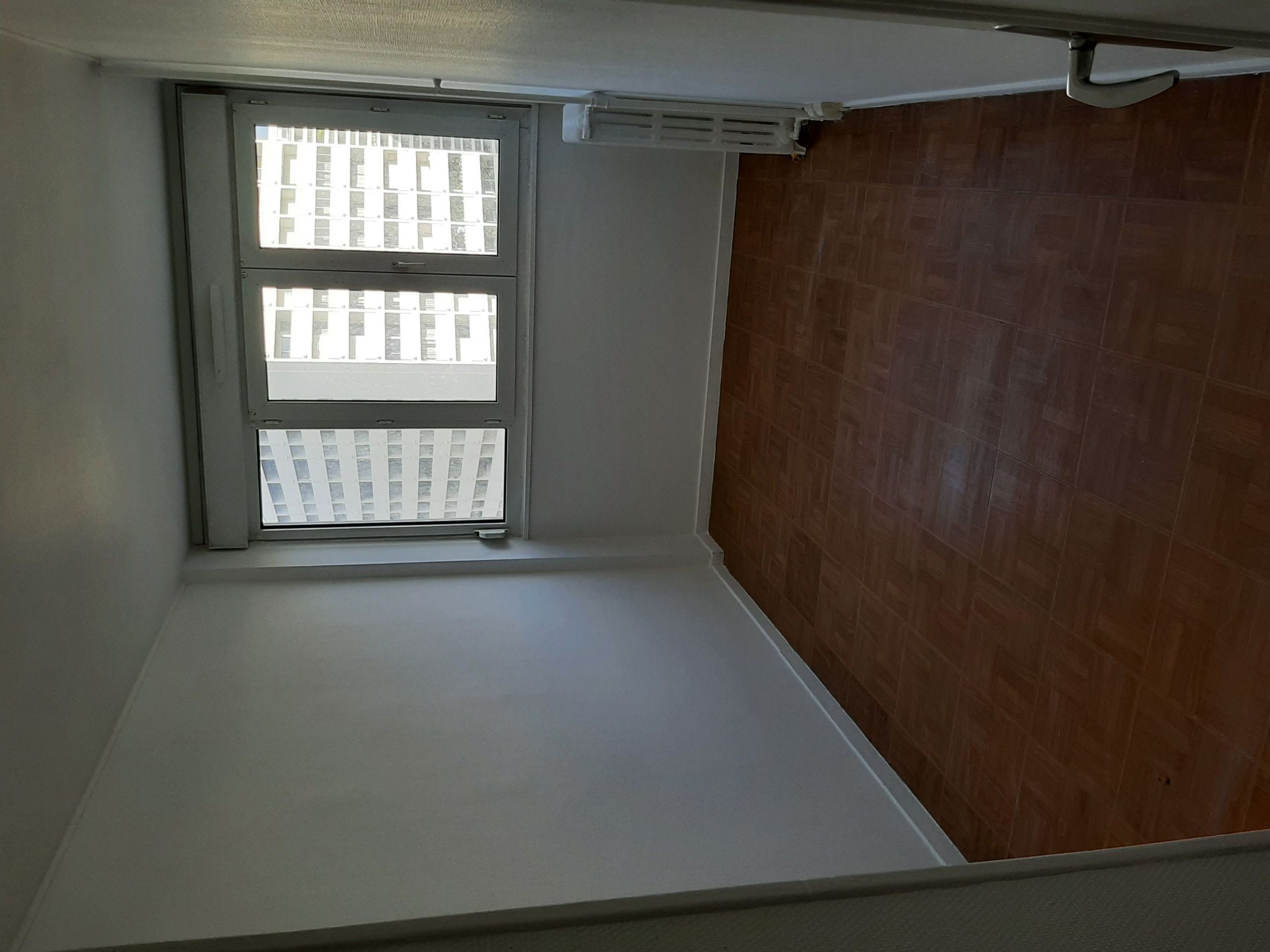 04-11-22_15-01-02_Chambre-compressed.jpg