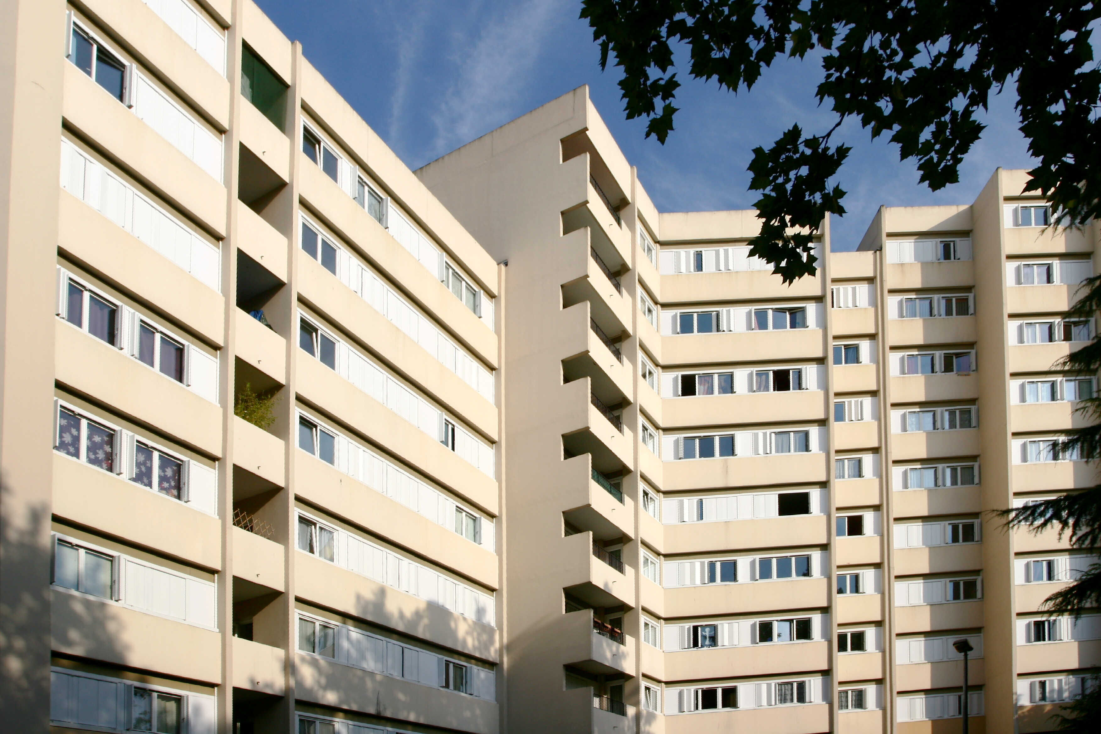 DEUIL LA BARRE