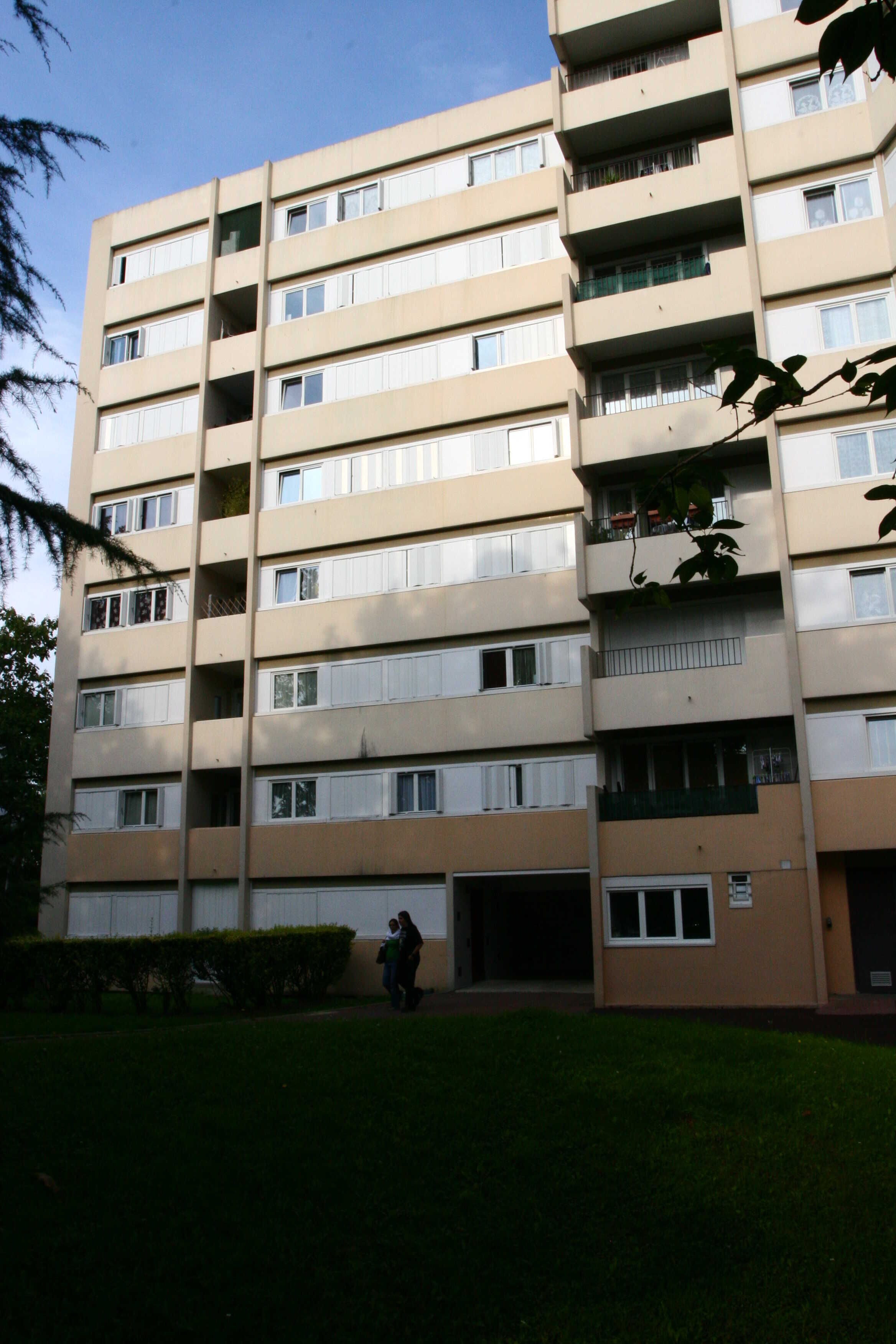 DEUIL LA BARRE