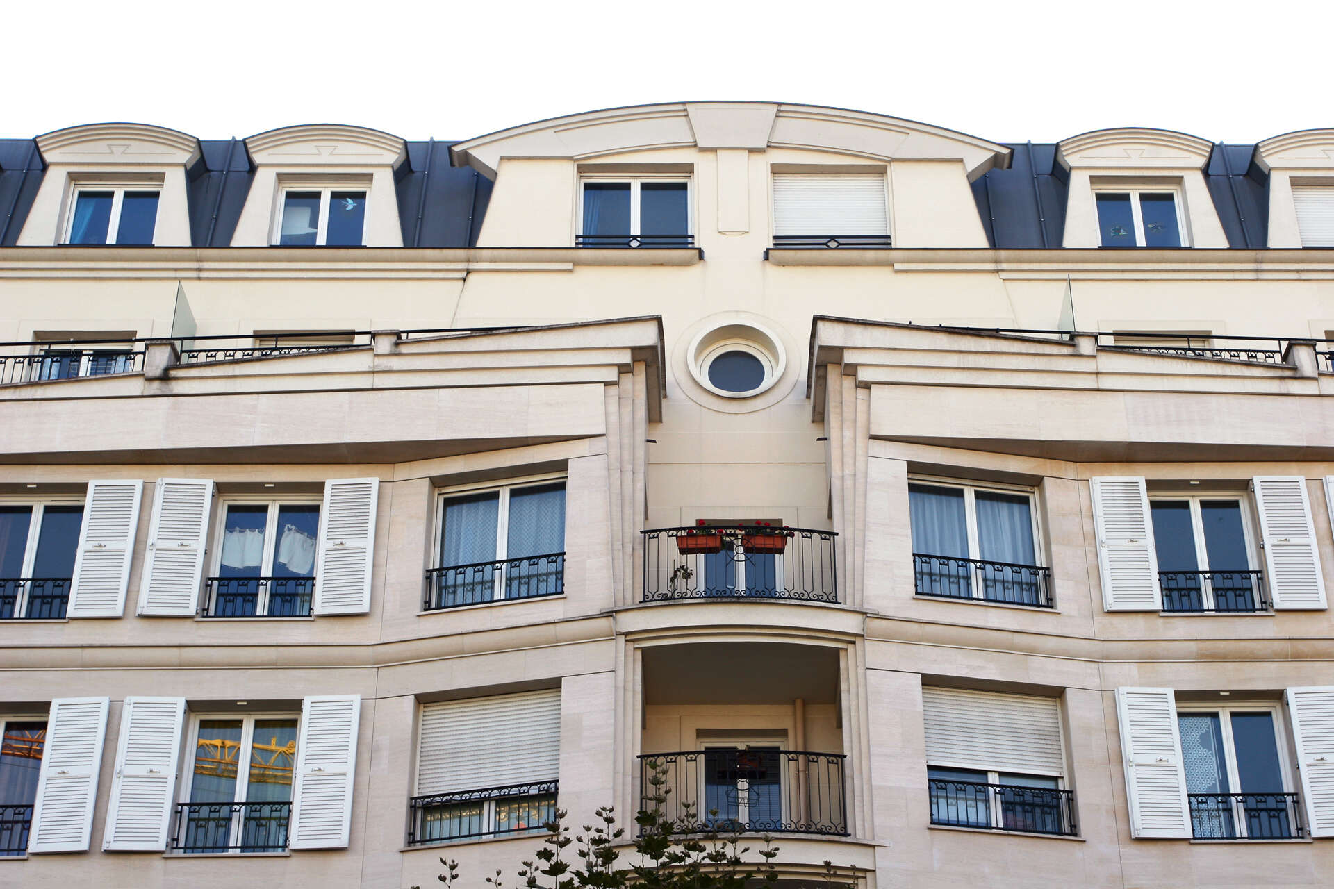 ISSY LES MOULINEAUX