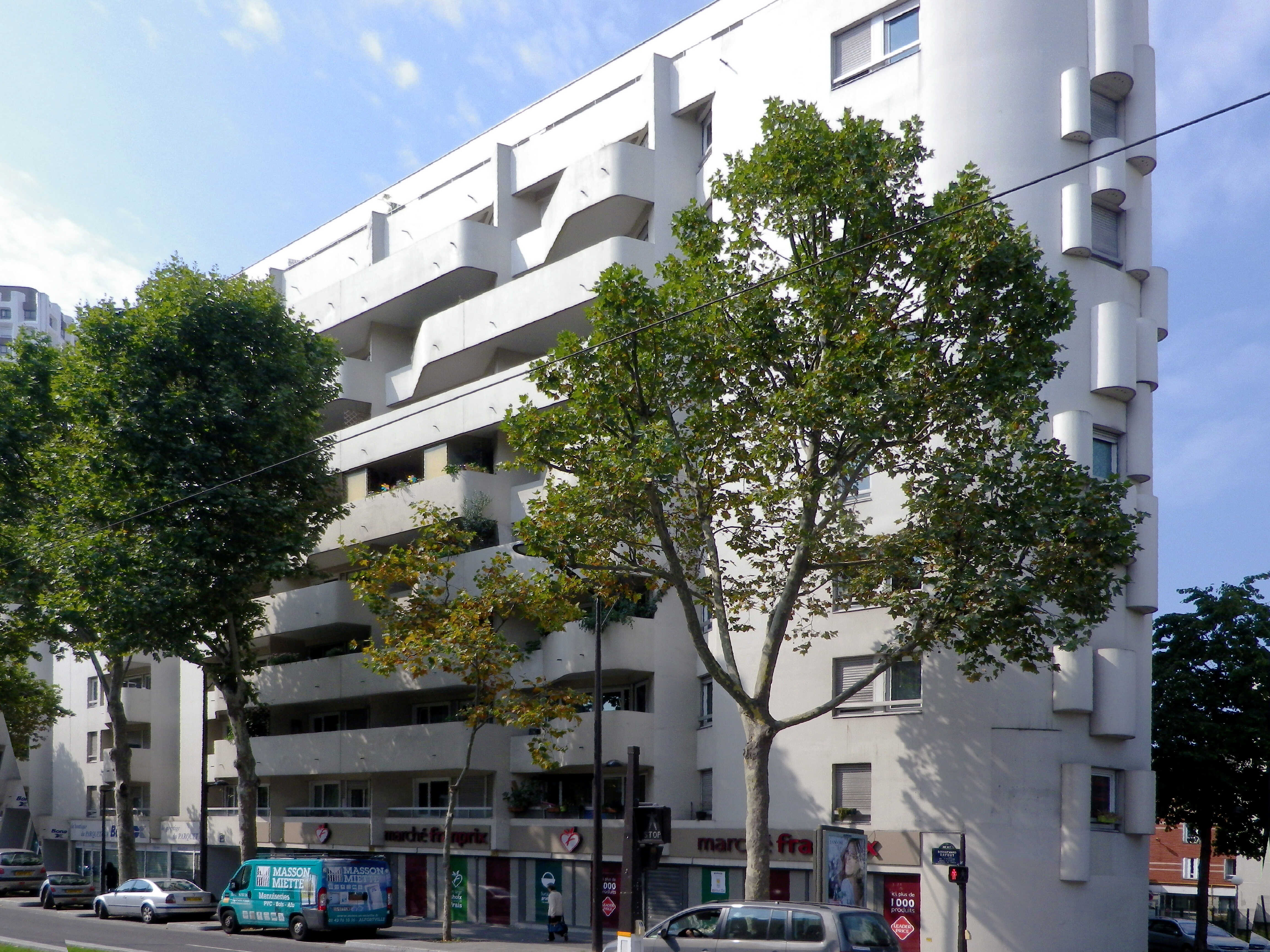 PARIS