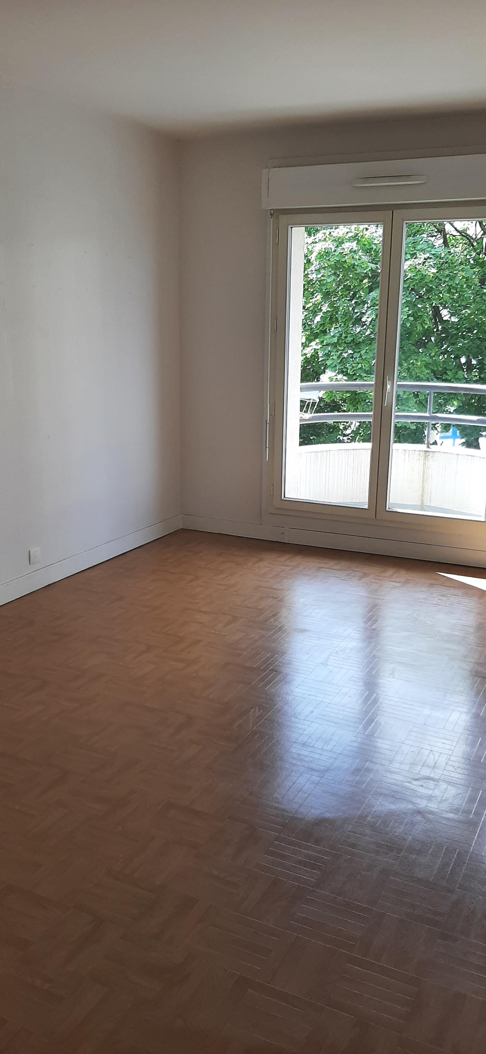 E.pro-GKT5TKZH.jpeg
