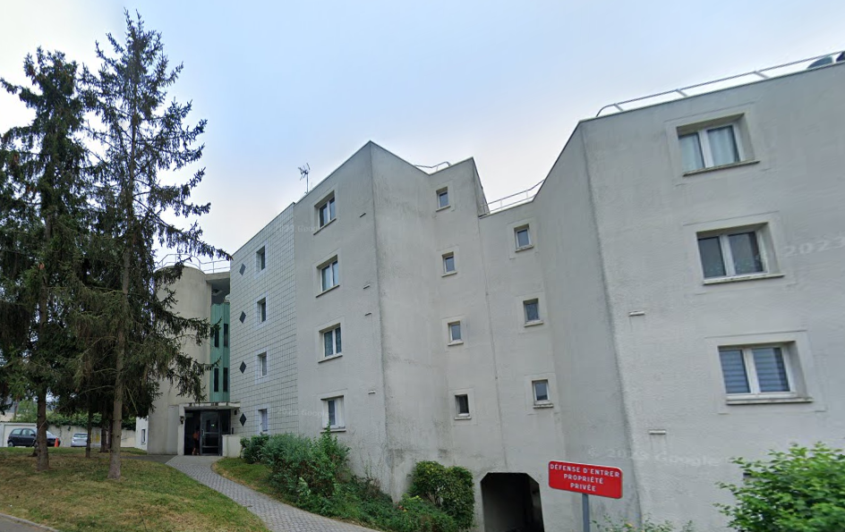ST CYR L ECOLE