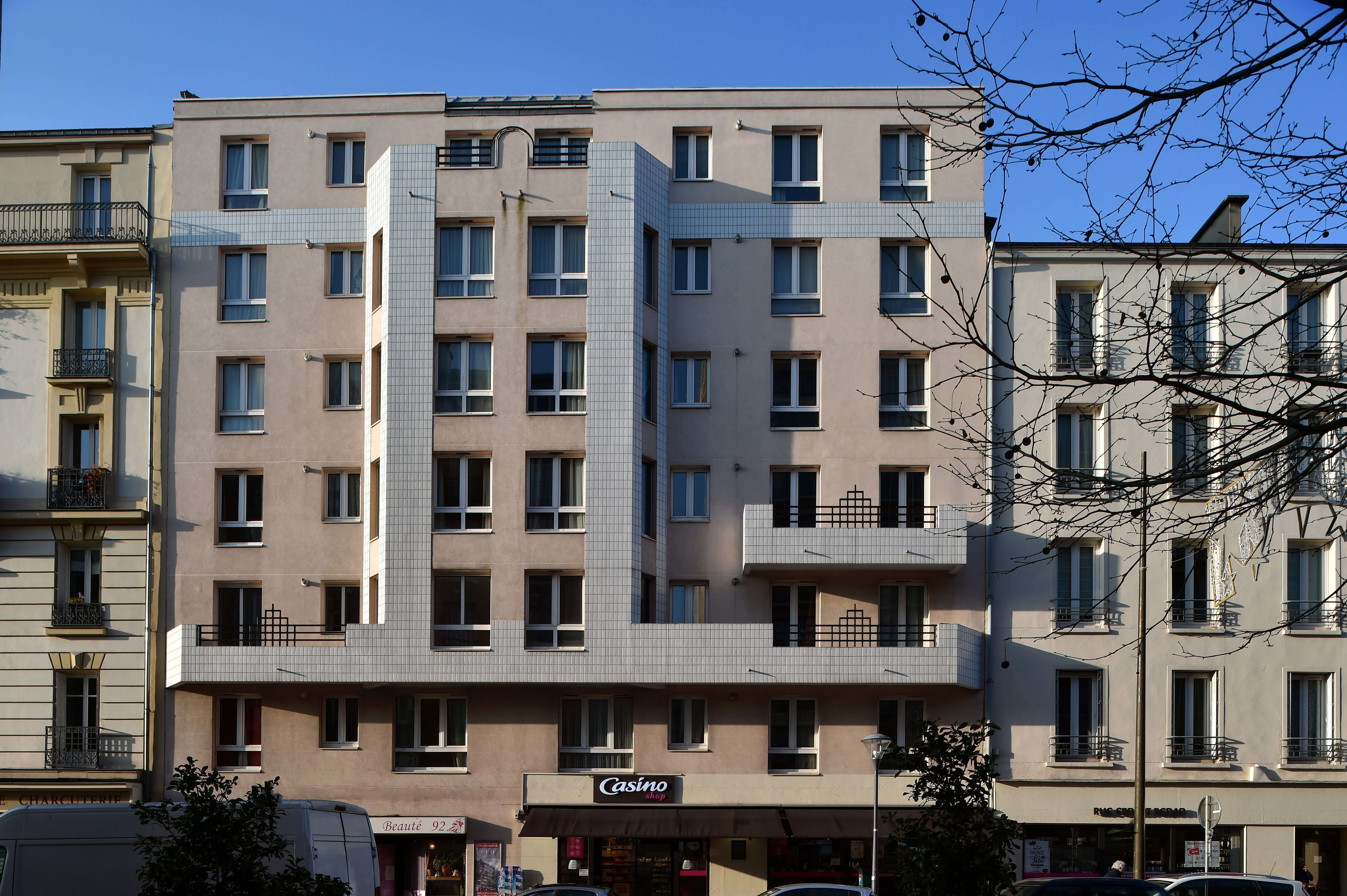 ISSY LES MOULINEAUX
