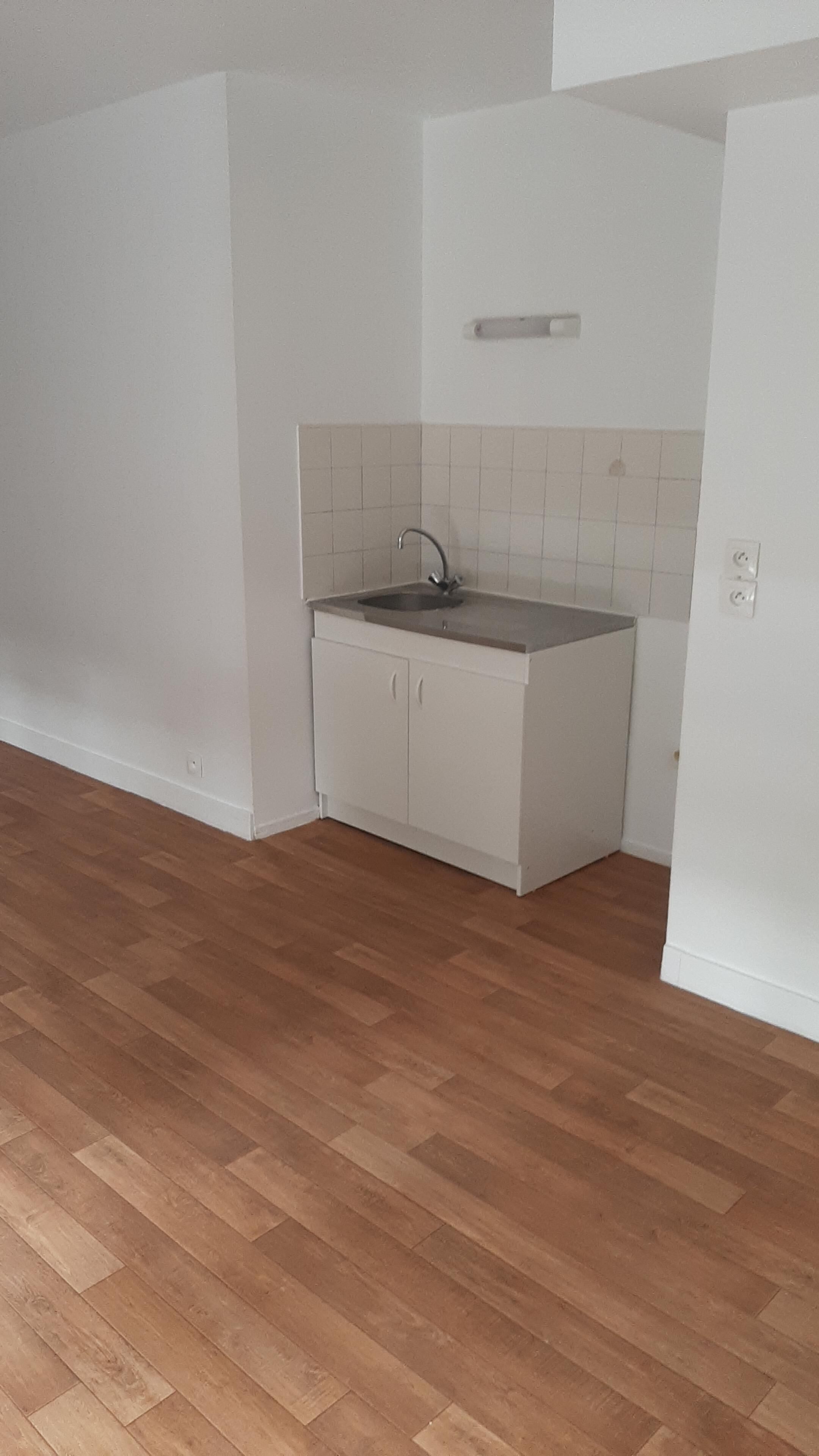 04 CUISINE UG253574-cmp.jpeg