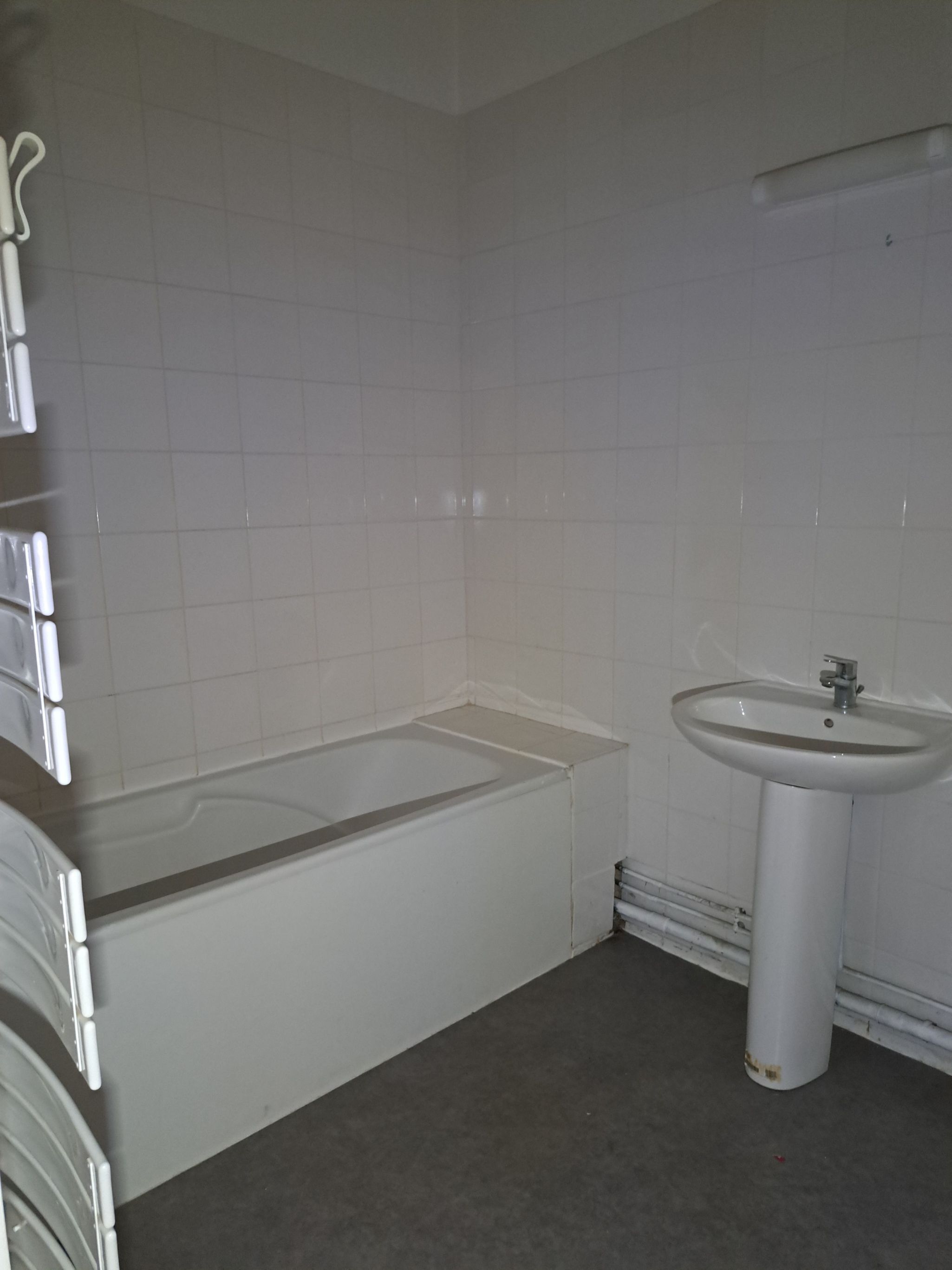 05-08-25_09-36-51_Salledebain.jpg