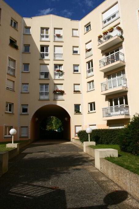 SURESNES