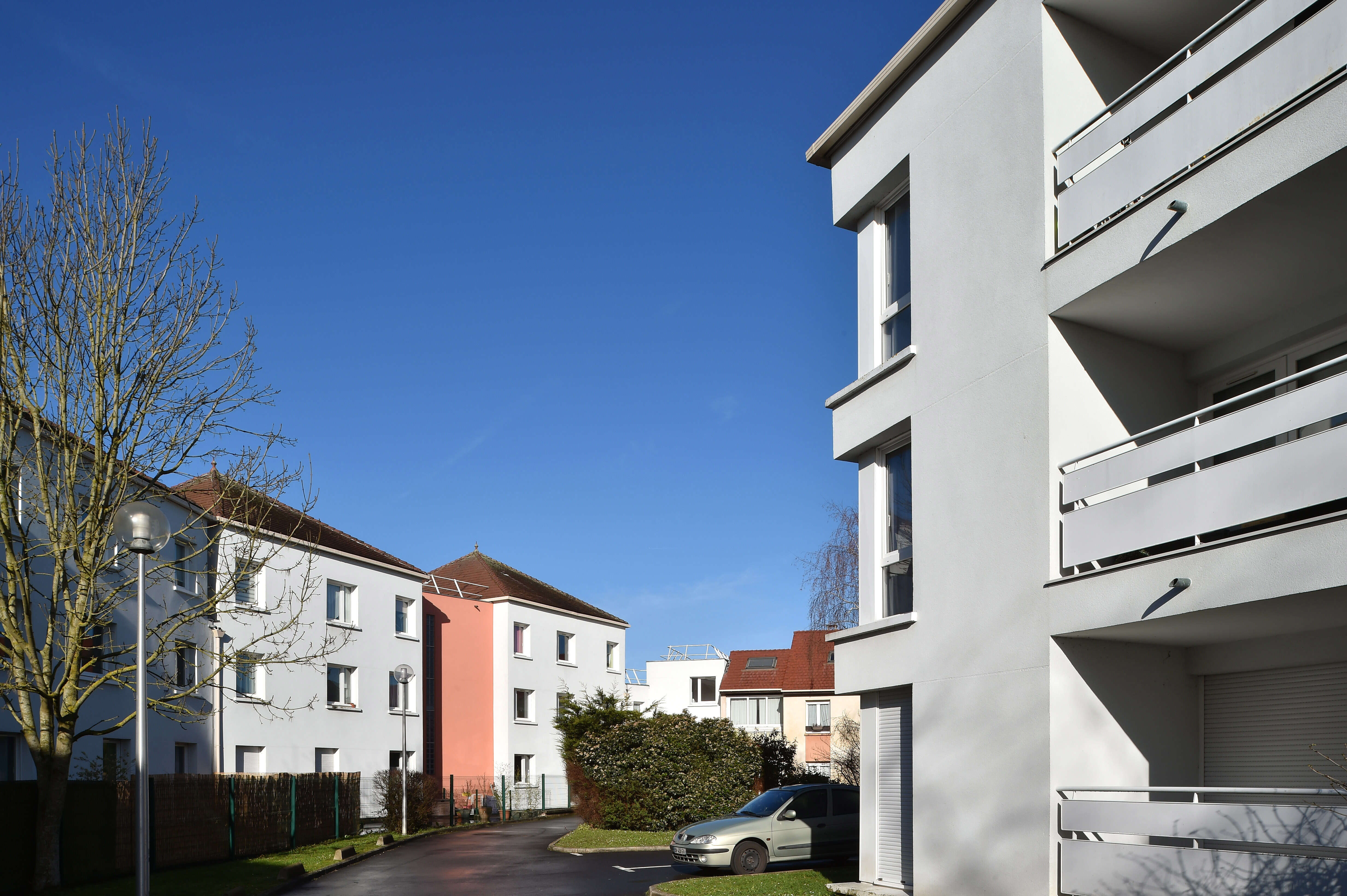 VILLIERS LE BACLE