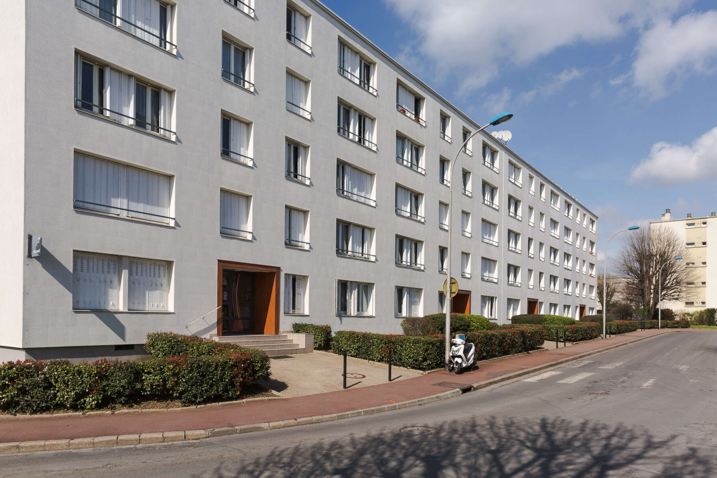 LE BLANC MESNIL