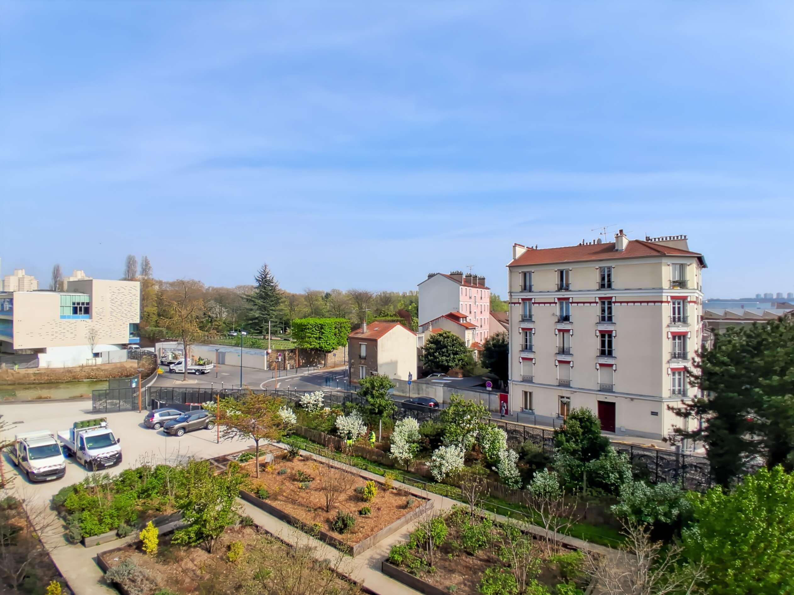 PANTIN