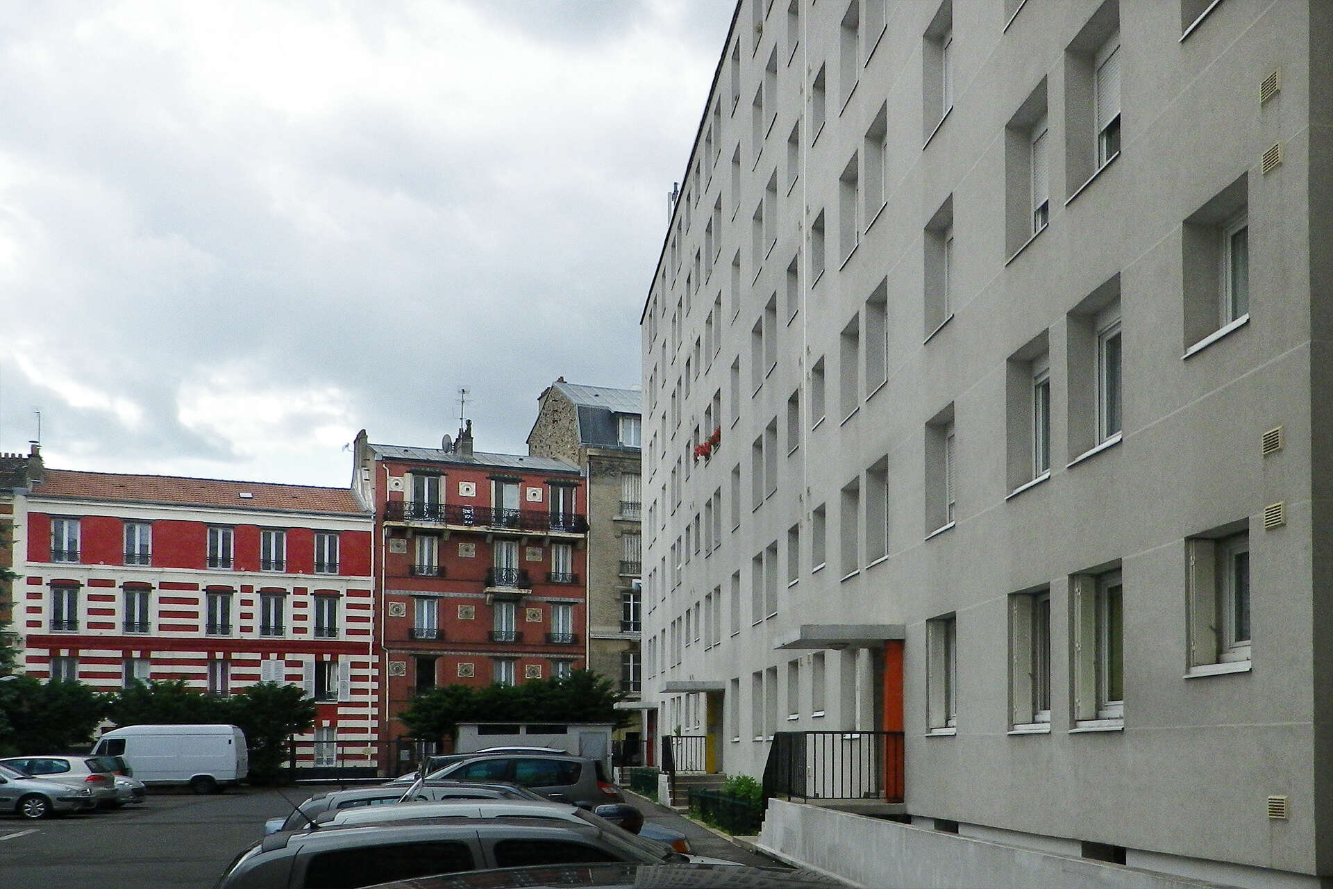 ST DENIS