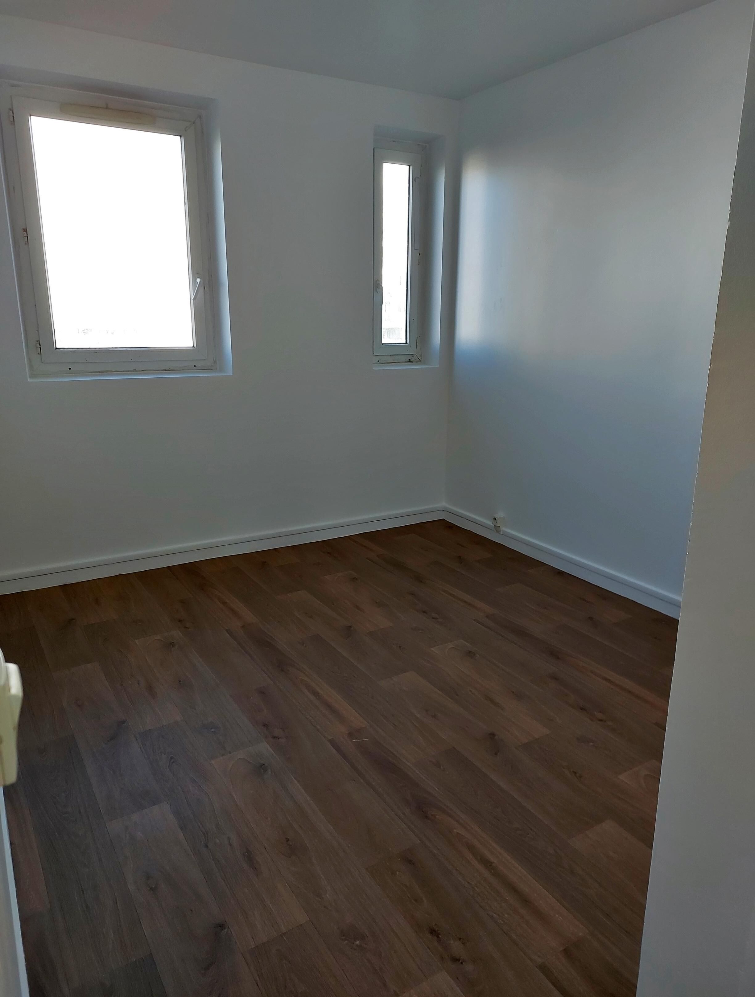 Logement UG 275720 (4)-cmp.jpg