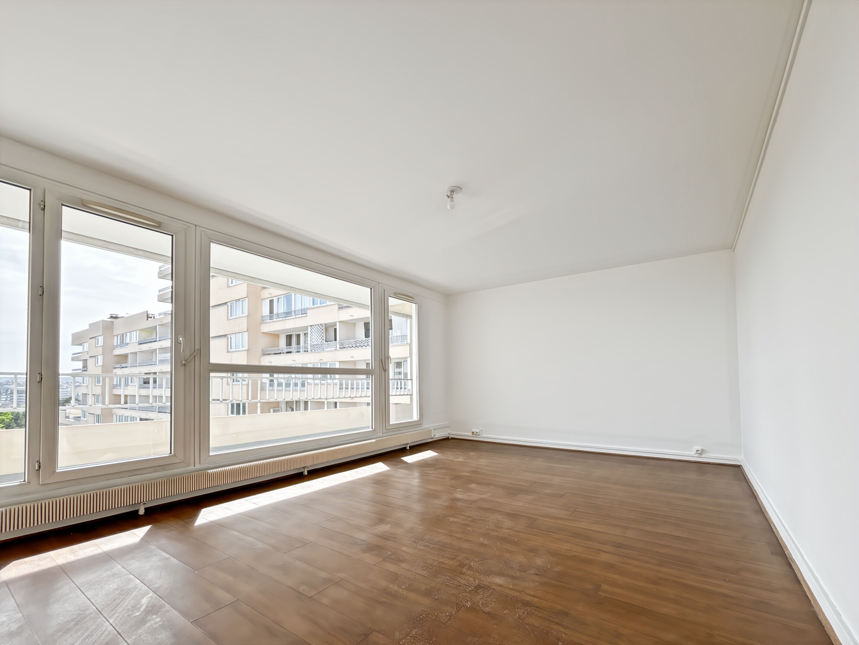 NANTERRE