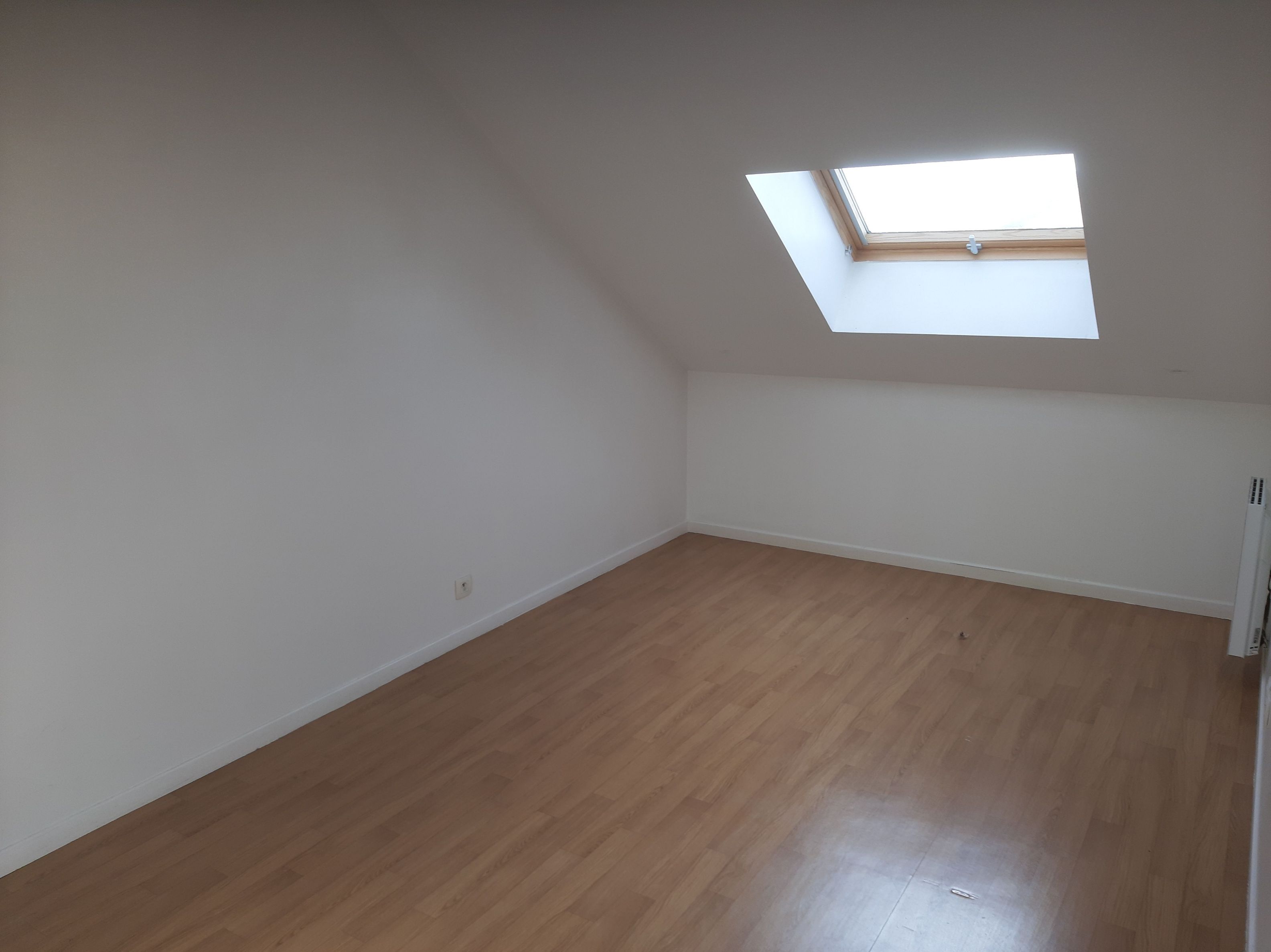12-02-24_14-37-31_Chambre1-compressed.jpg