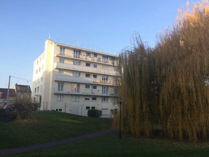 CREIL