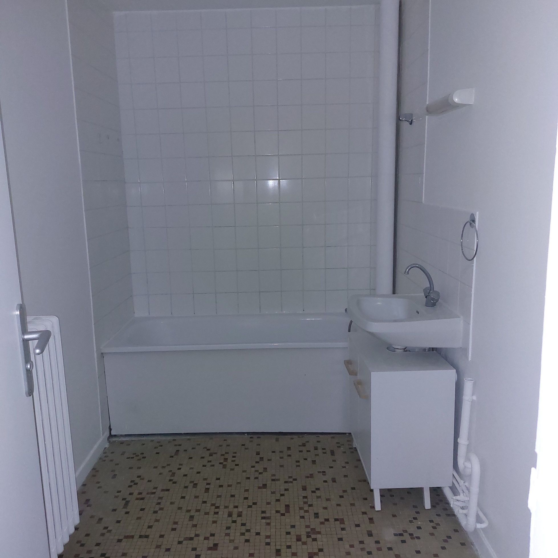 15-09-25_15-10-55_Salledebain.jpg