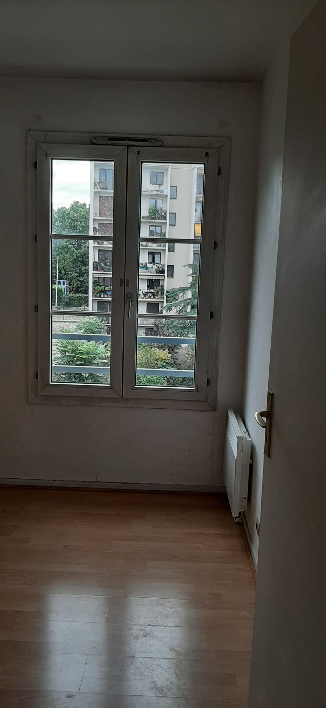 06-08-25_07-00-22_Chambre.jpg