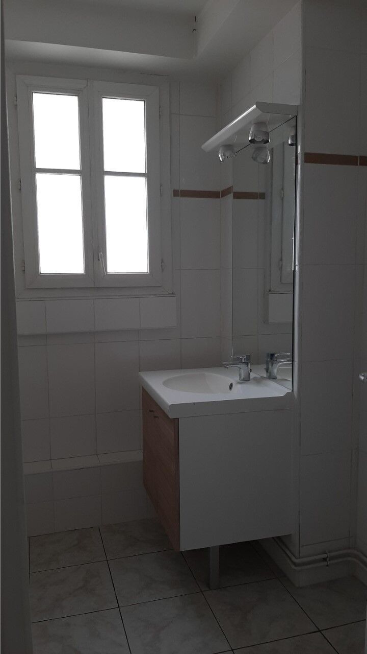 06 312077 SALLE DE BAIN1-compressed.jpg