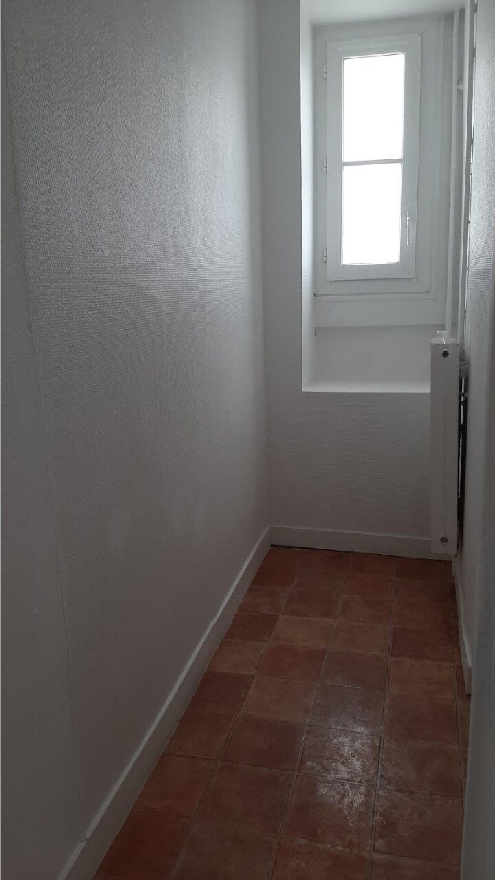 312077 CELLIER-compressed.jpg