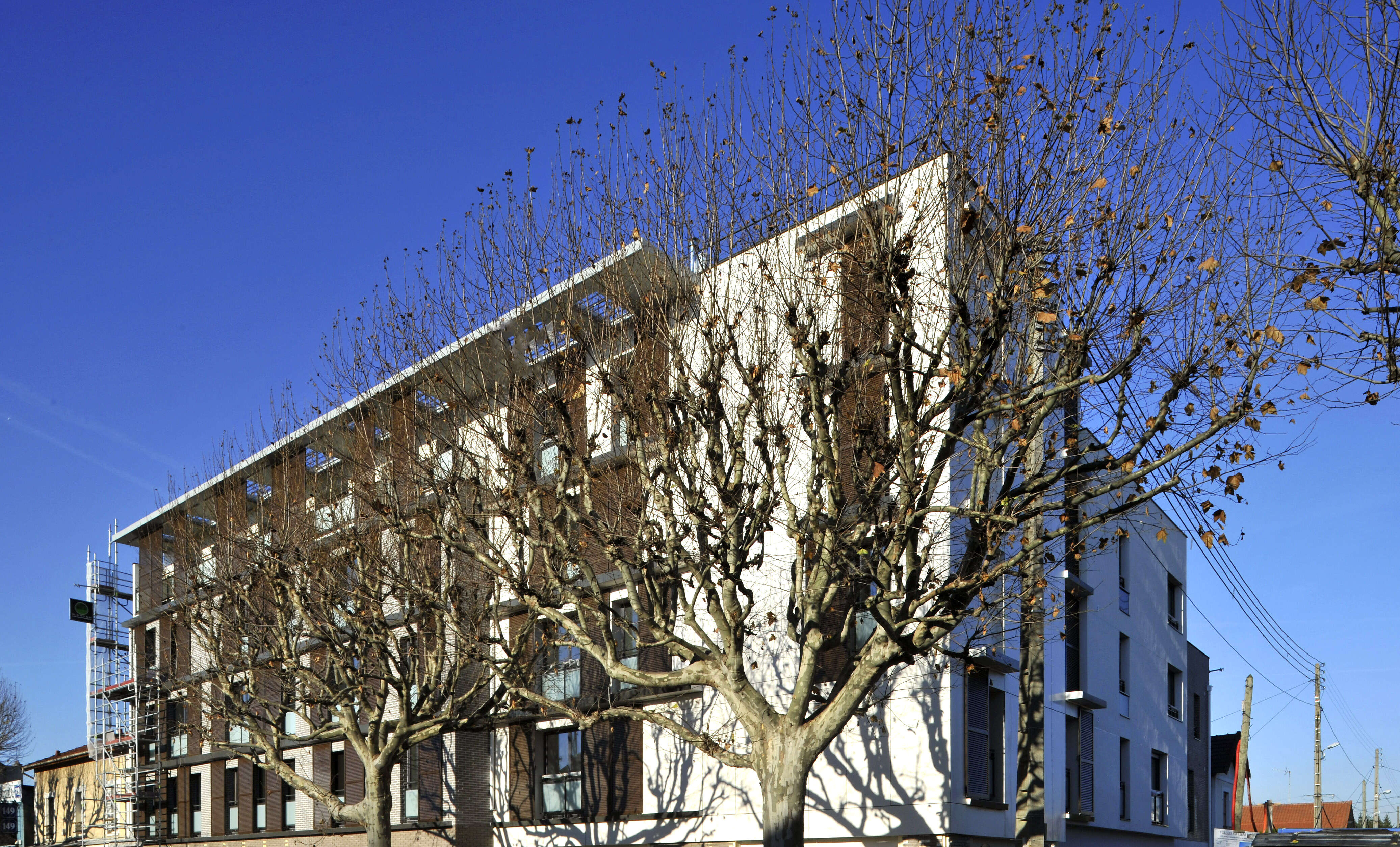 LES PAVILLONS SOUS BOIS