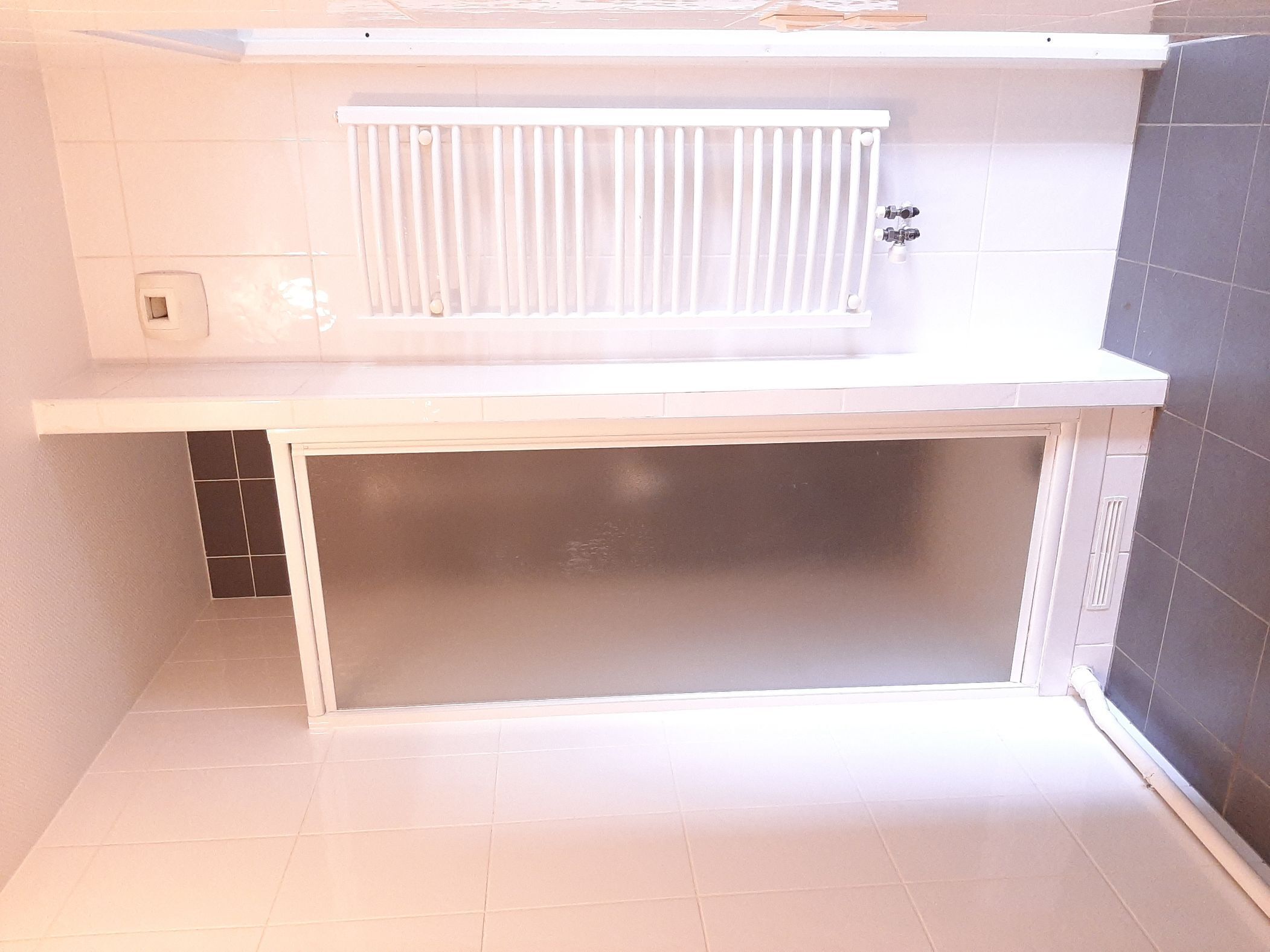 04 17-06-22_14-57-13_Salled'eau1-cmp.jpg