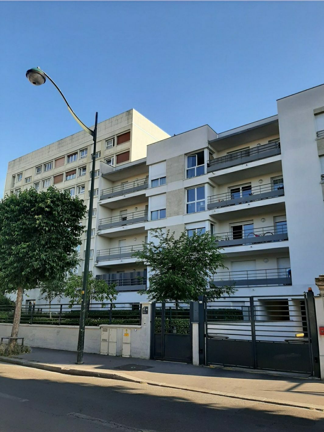 08 17-06-22_15-02-05_Immeuble-cmp.jpg