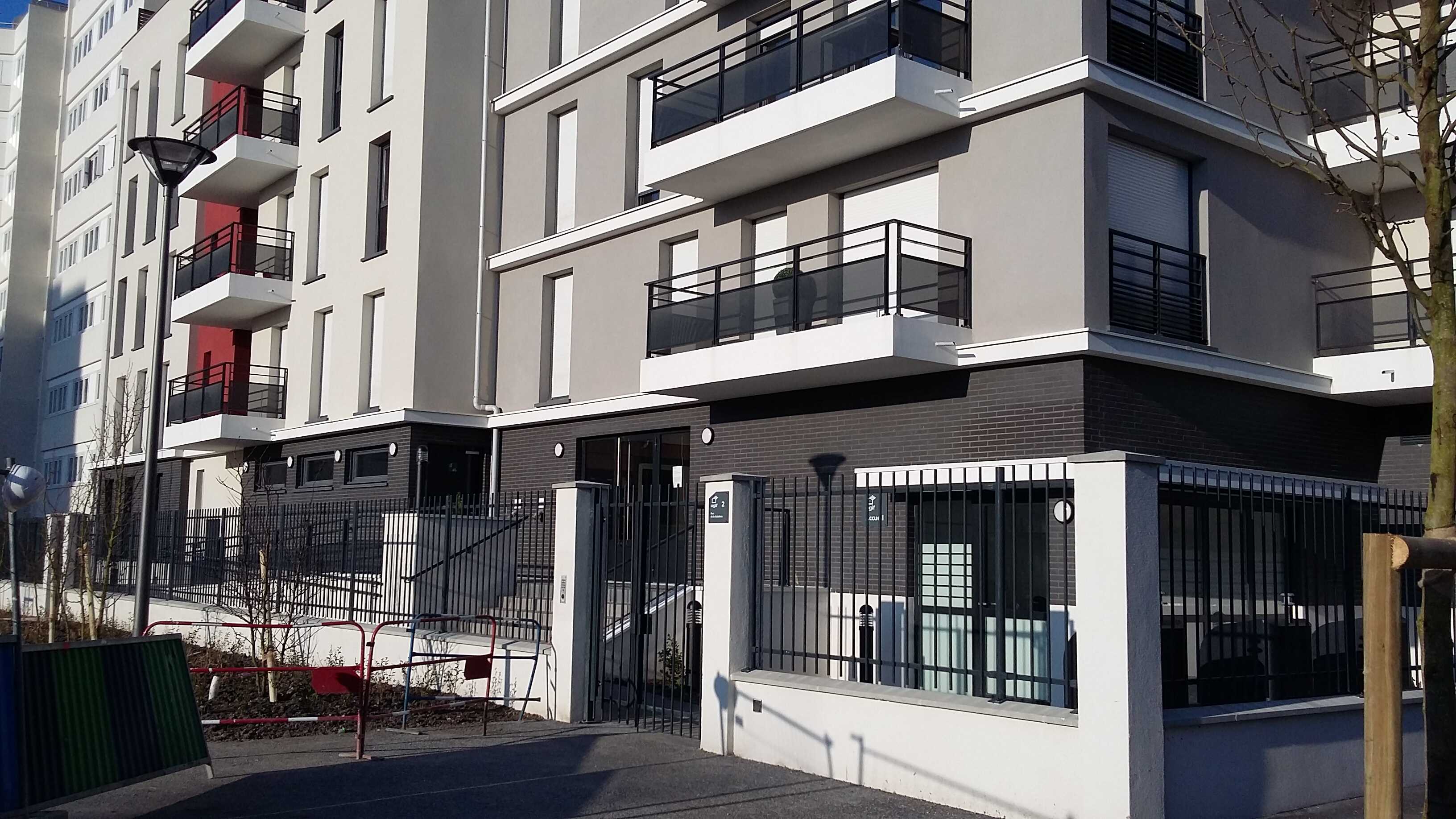 DEUIL LA BARRE