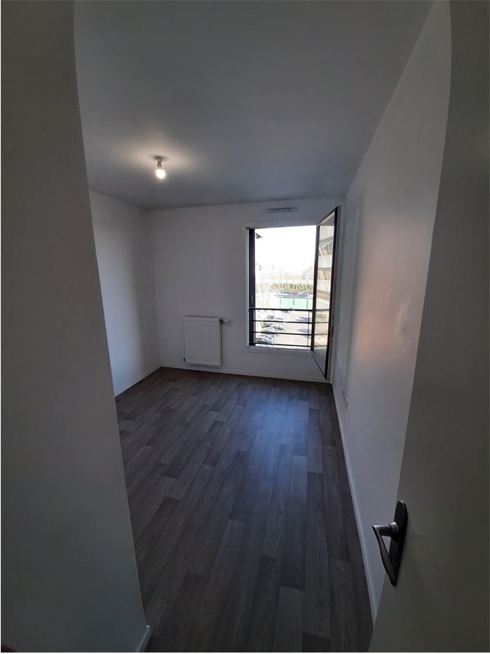 6274-CRETEIL-UG318566-Photo 4-cmp.jpg