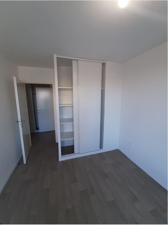 6274-CRETEIL-UG318566-Photo 5-cmp.jpg