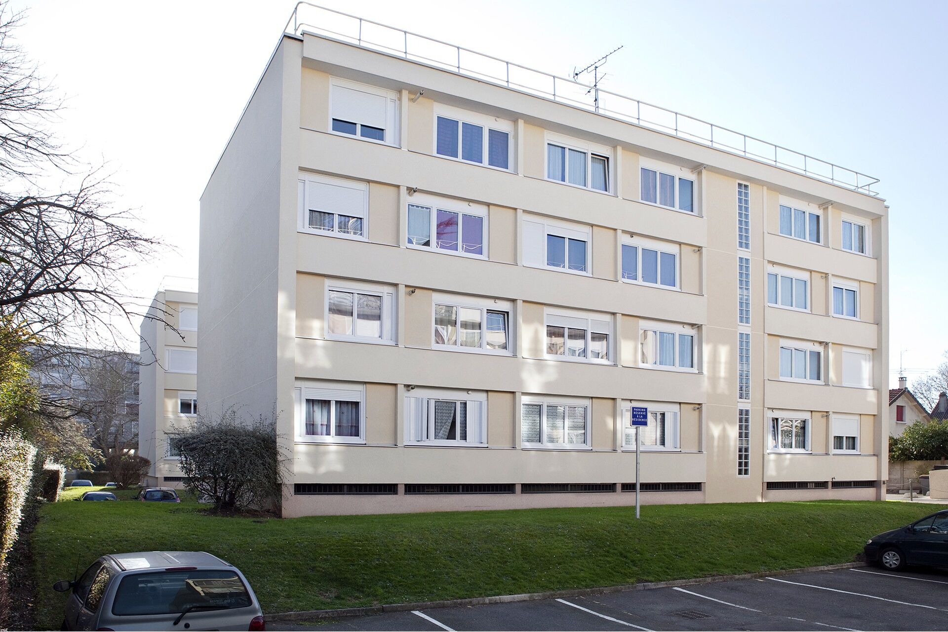 MASSY LES CEDRES.jpg
