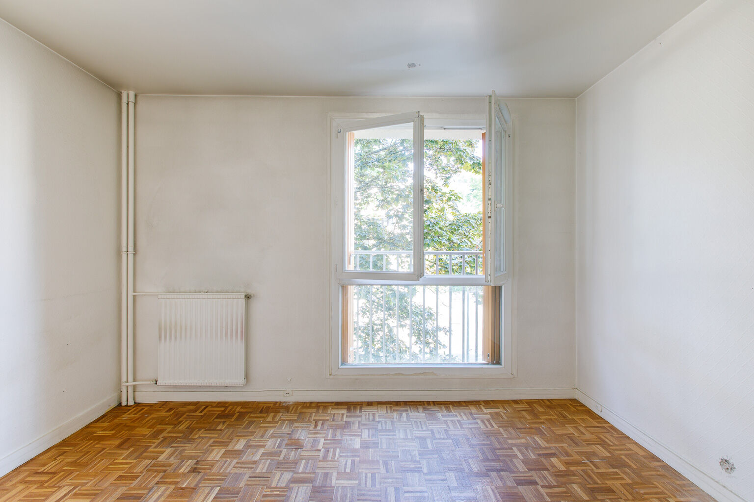 3062-SEVRES-UG322734-Photo 8-cmp.jpg