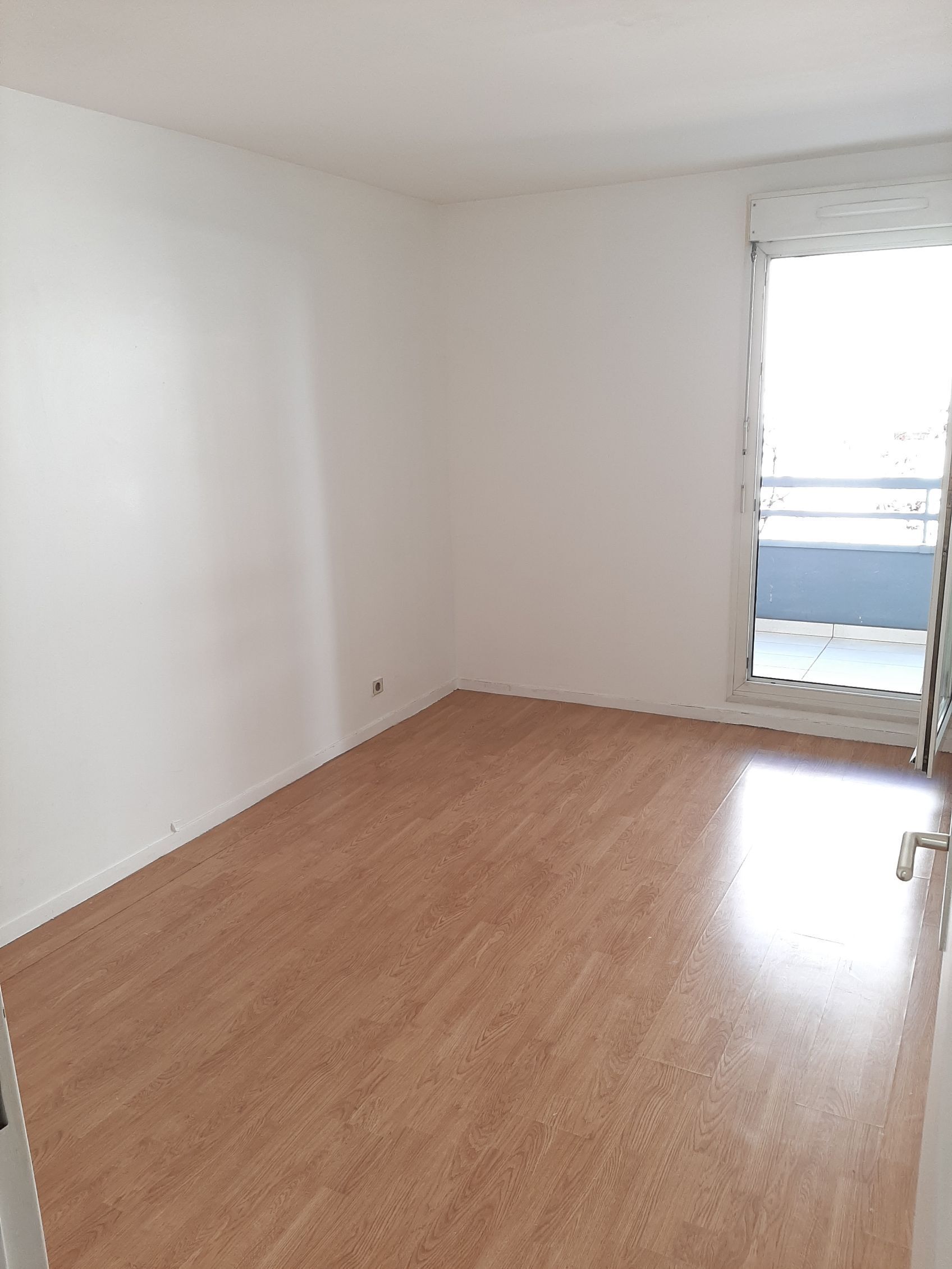 0314-04-26_13-52-52_Chambre-compressed.jpg