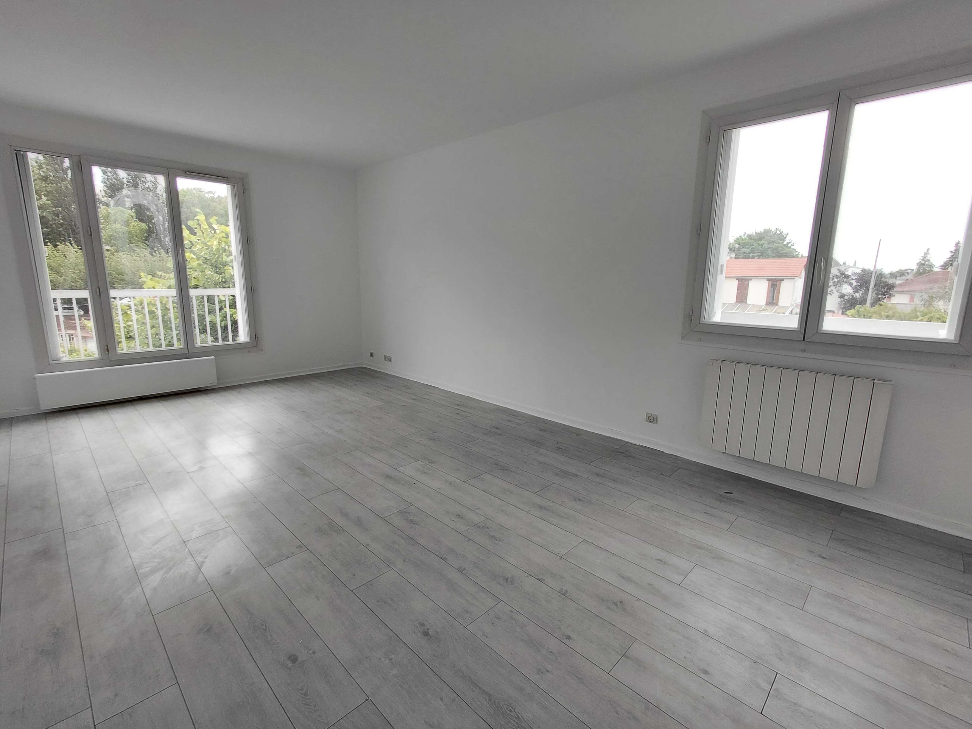 LE RAINCY