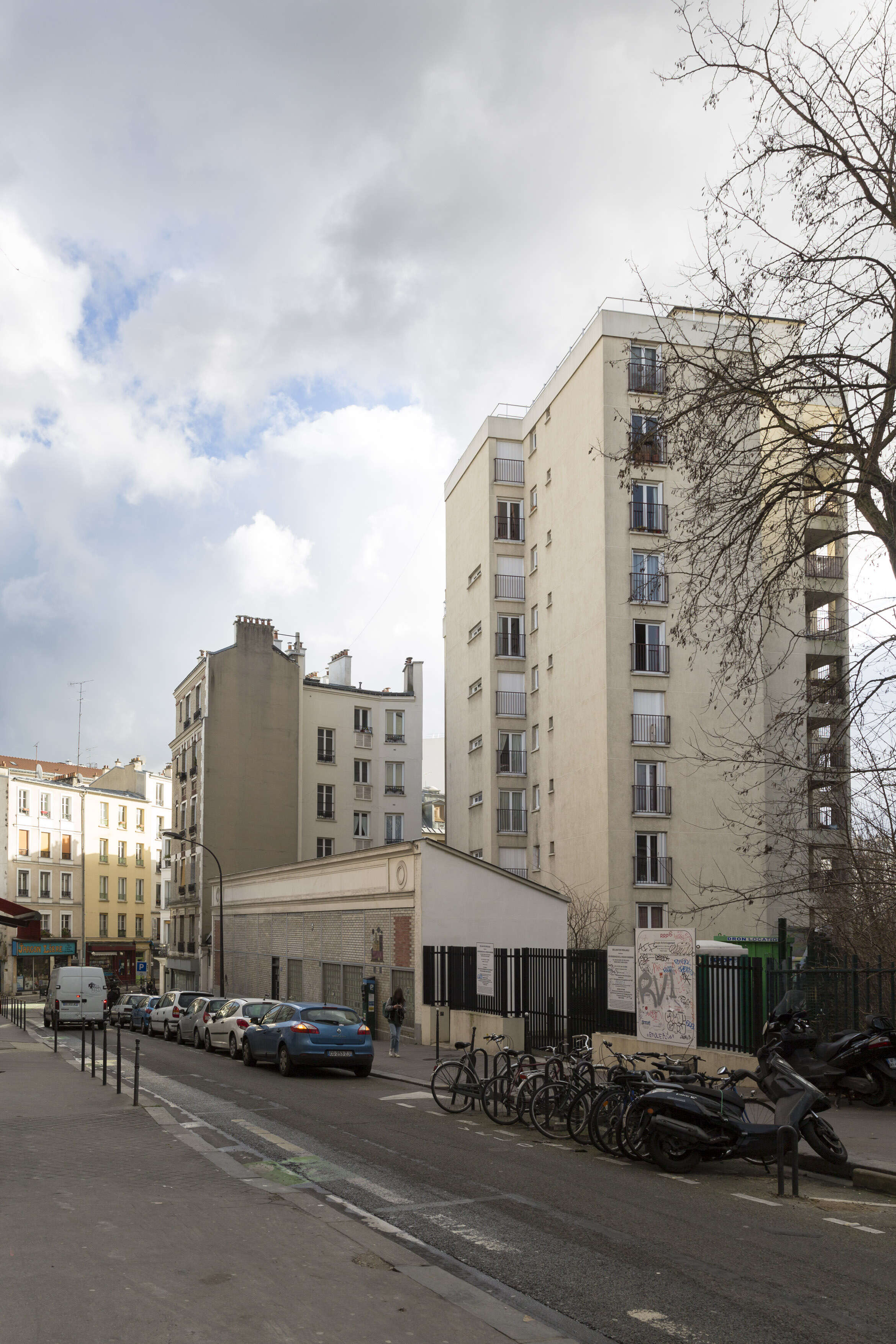 PARIS
