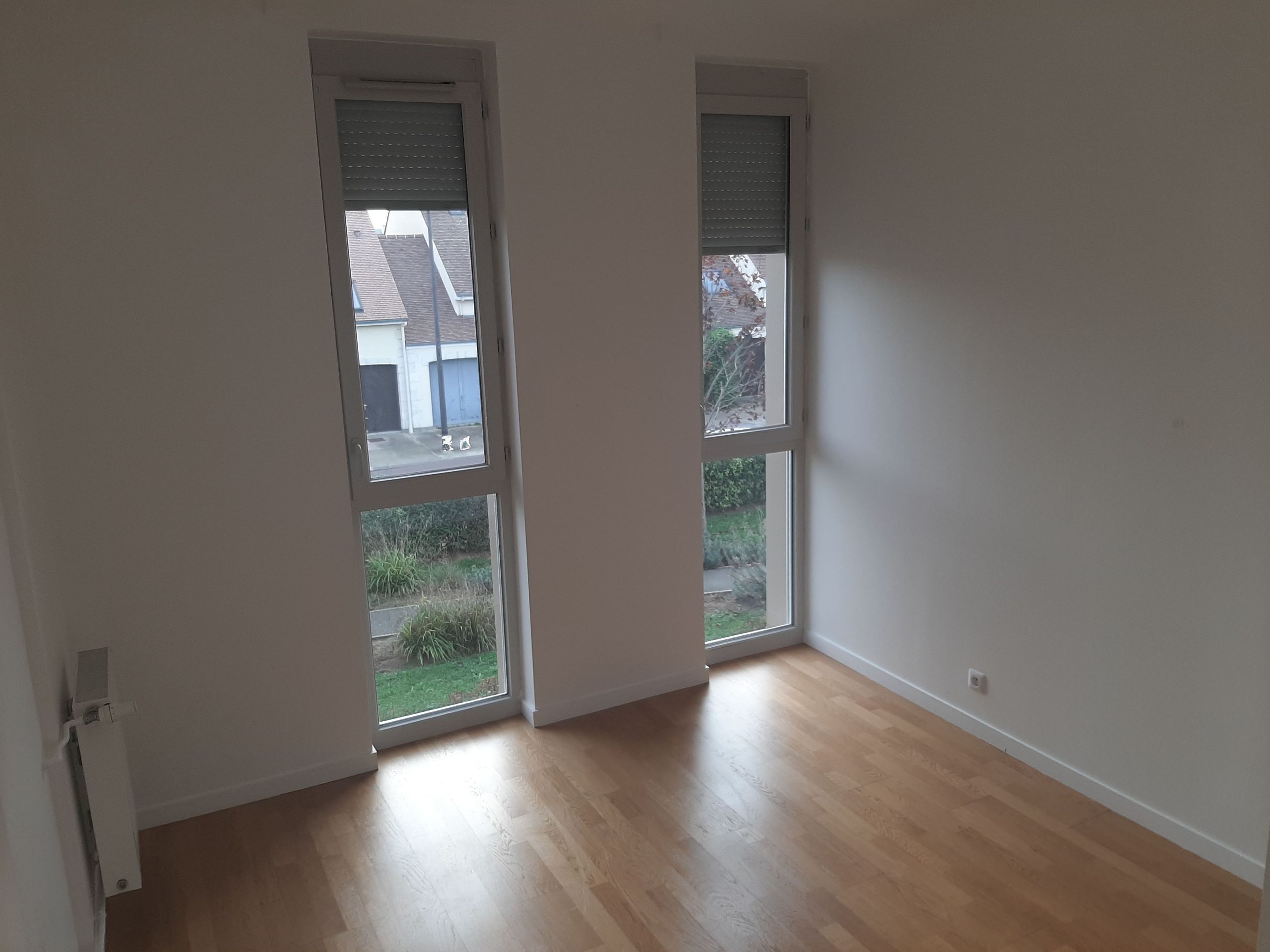 19-10-22_17-43-46_Chambre1-compressed.jpg