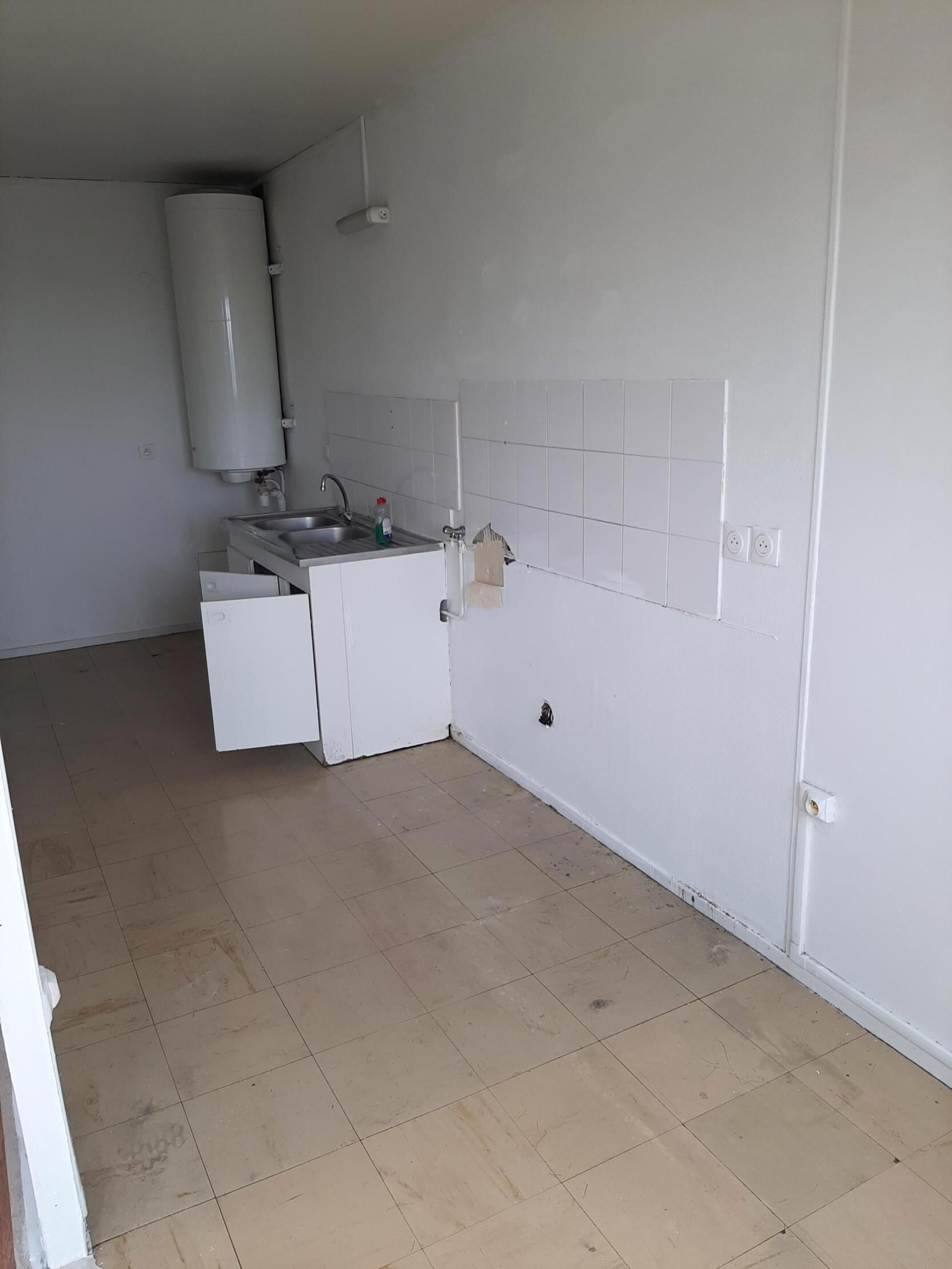 3152-RUEIL MALMAISON-UG332361-Photo 2.jpg