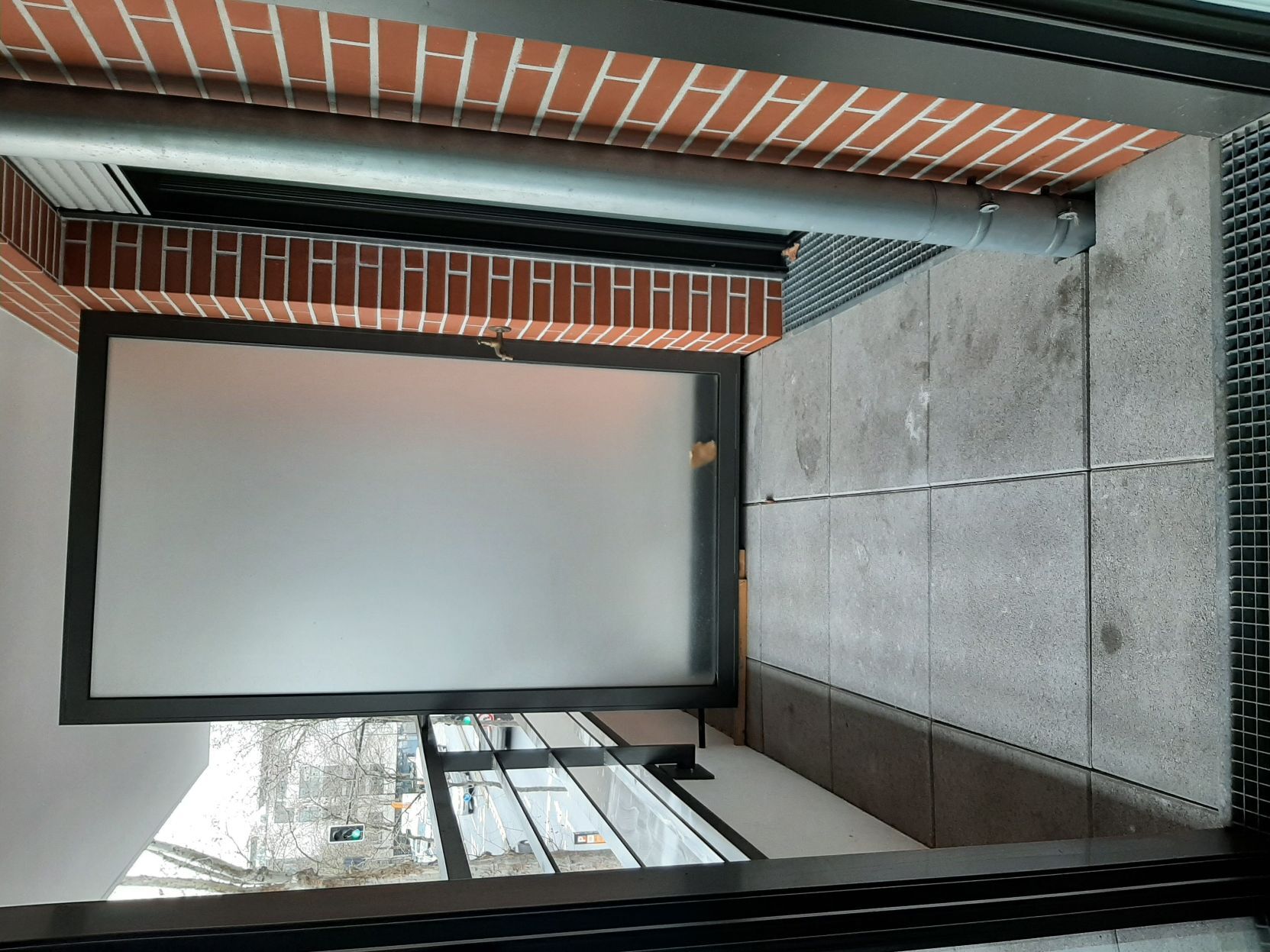 10-01-23_14-18-49_Balcon-cmp.jpg
