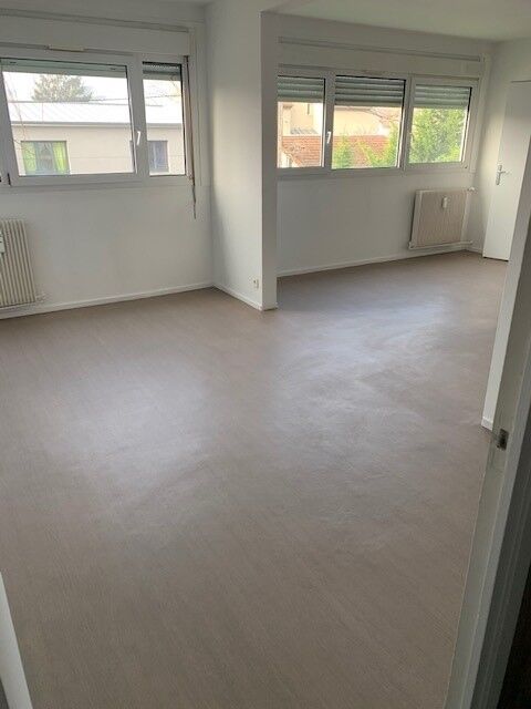 06 2463-HOUILLES-UG334502-Photo 2-compressed.jpg