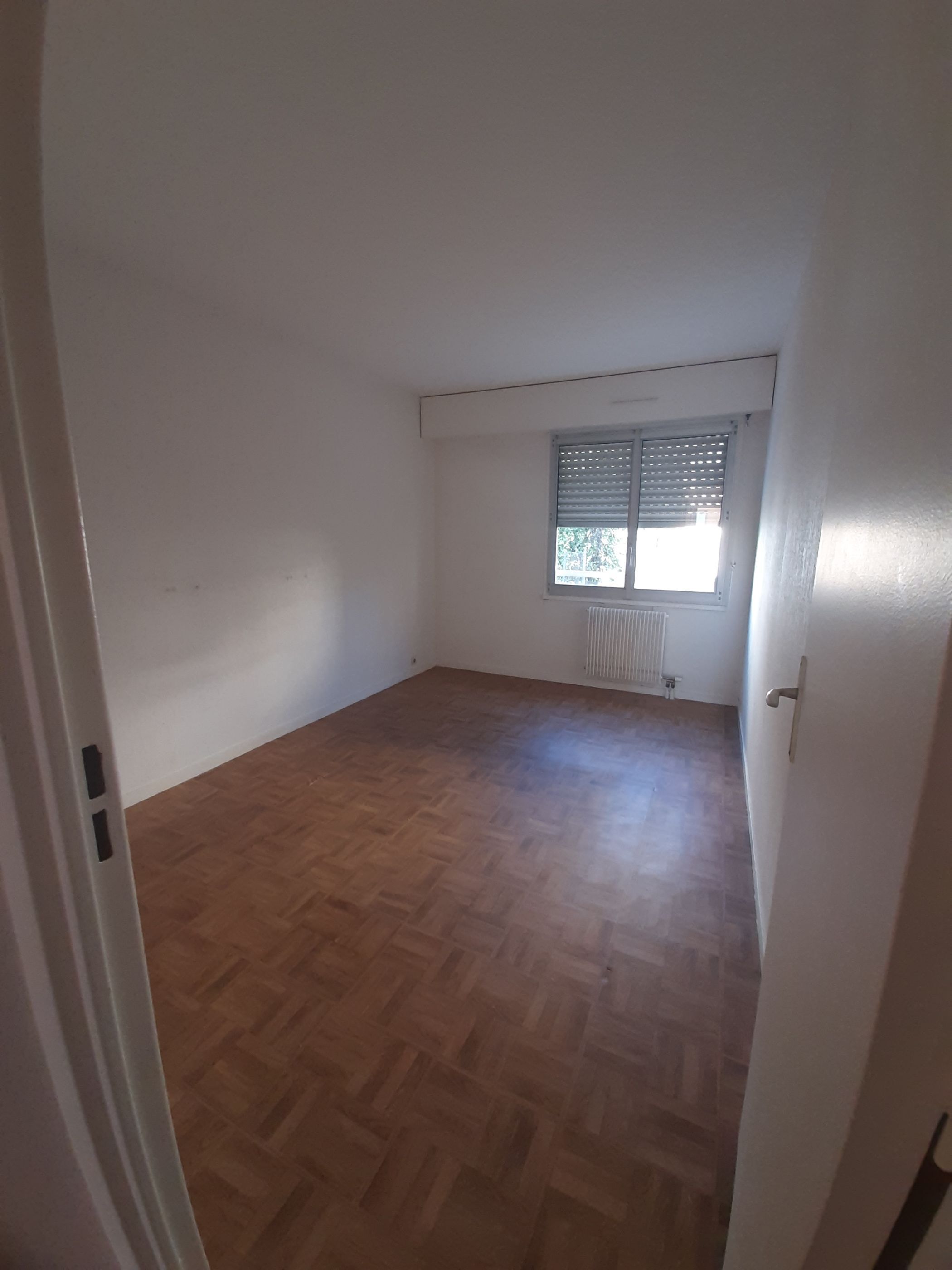 04-04-25_16-37-24_Chambre2-cmp.jpg