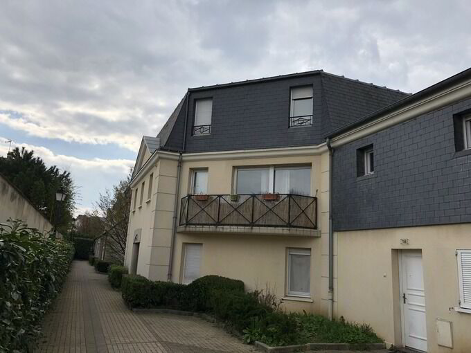 3-room rental in Bois Colombes, photo 1