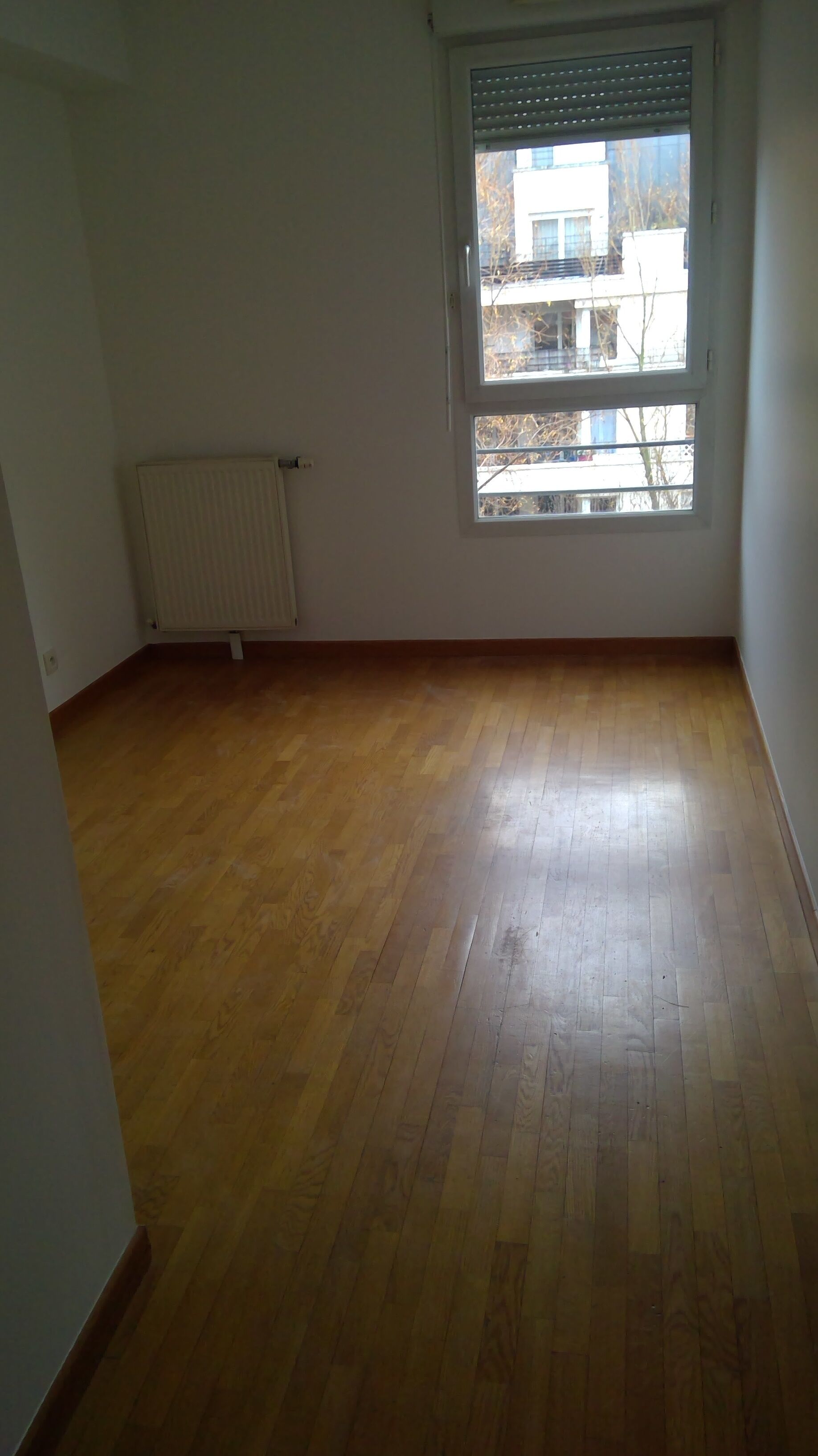 6402-FOINT-UG338862-Dec20-Photo2.jpg
