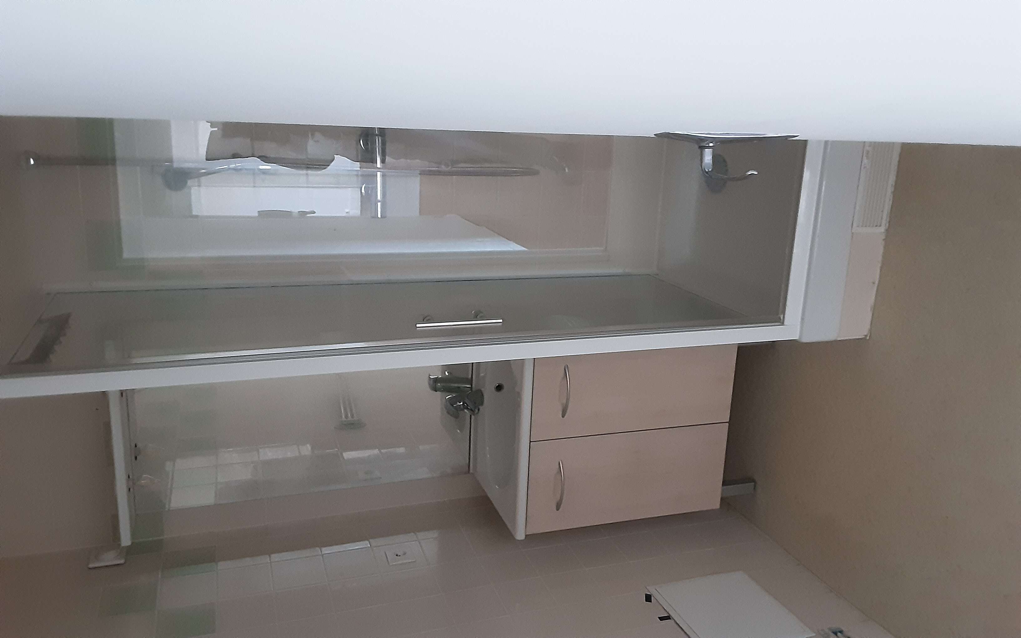 2-room rental in Les Lilas, photo 1