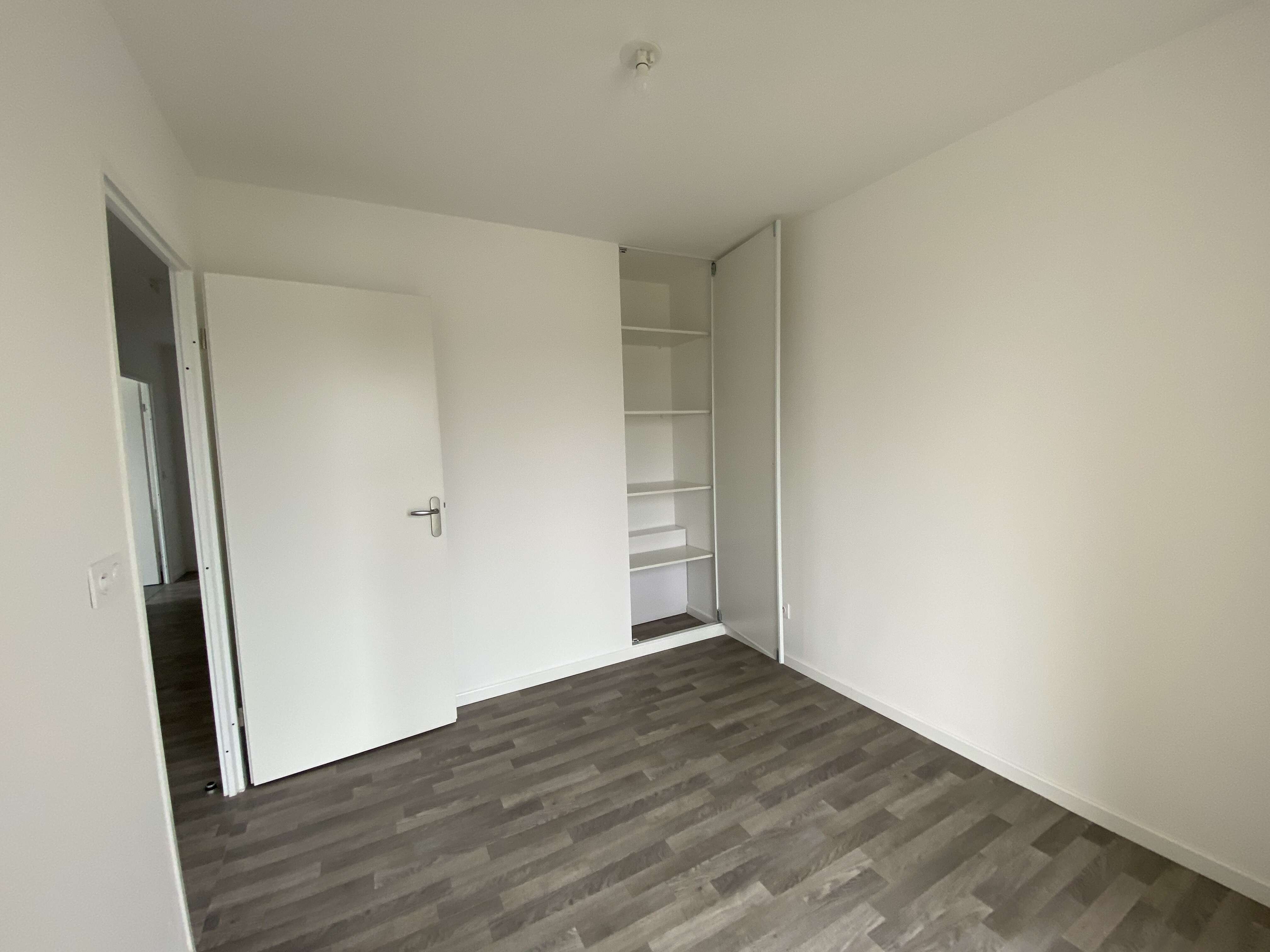 6364-MARLY LE ROI CHAMPOISEAU-Logement temoin-mai21-Photo 4-cmp.jpeg