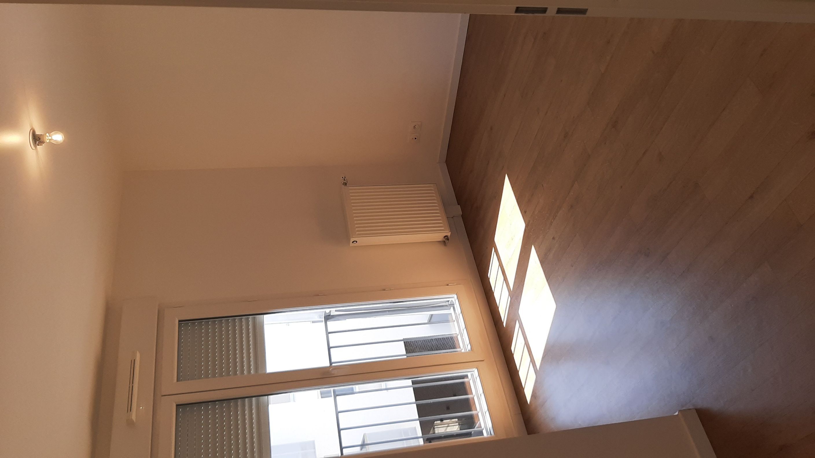 06-06-23_15-38-43_Chambre2-compressed.jpg