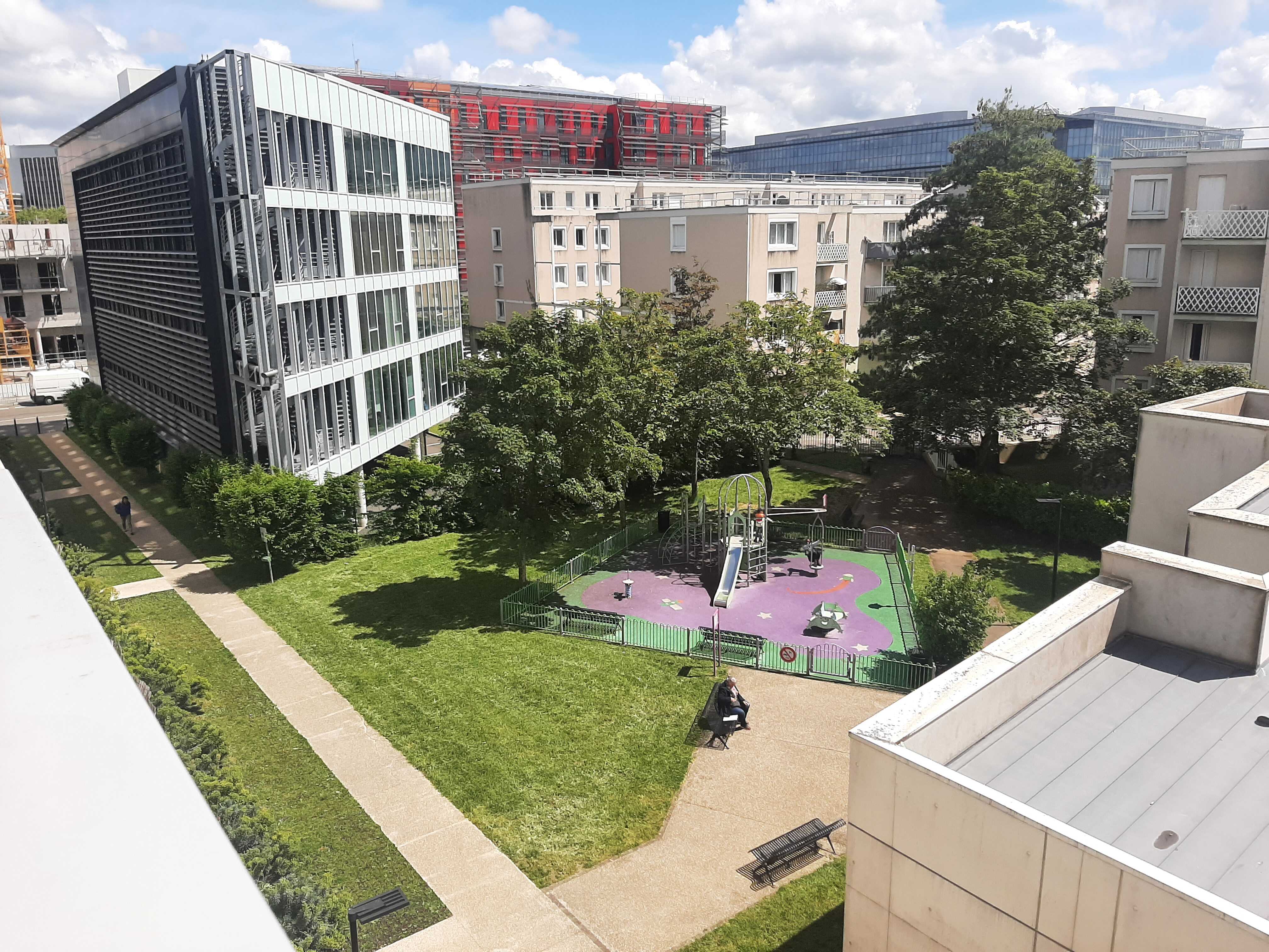 MONTIGNY LE BRETONNEUX