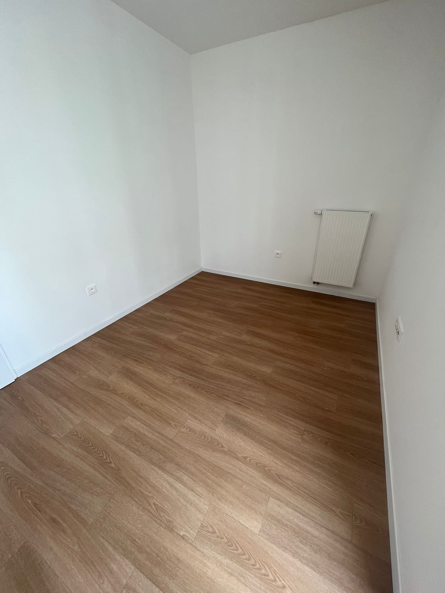 10-05-23_16-27-46_Chambre1-cmp.jpg