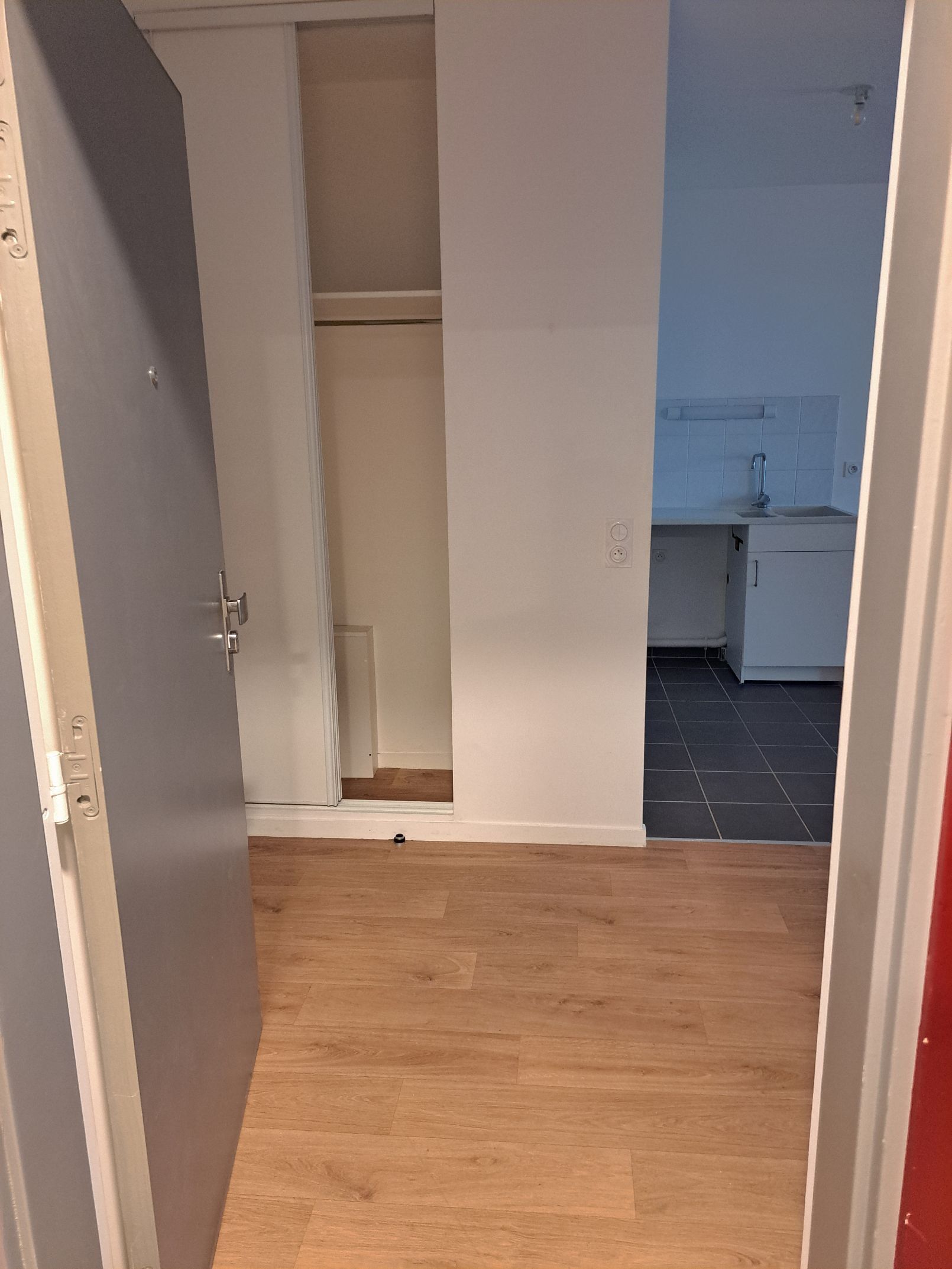 09-03-26_17-01-29_Entrée-compressed.jpg