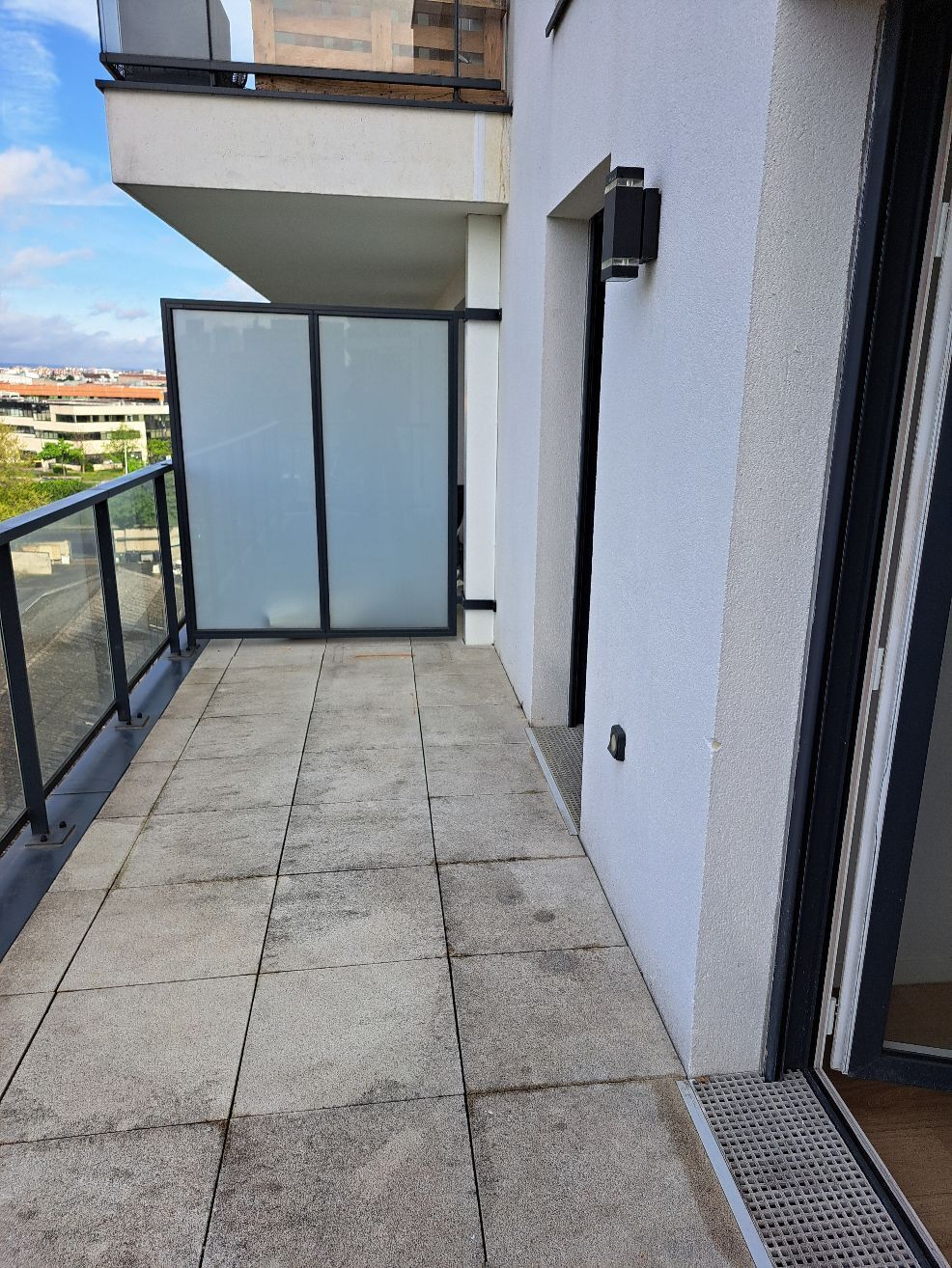 15-04-25_10-22-54_Balcon-compressed.jpg