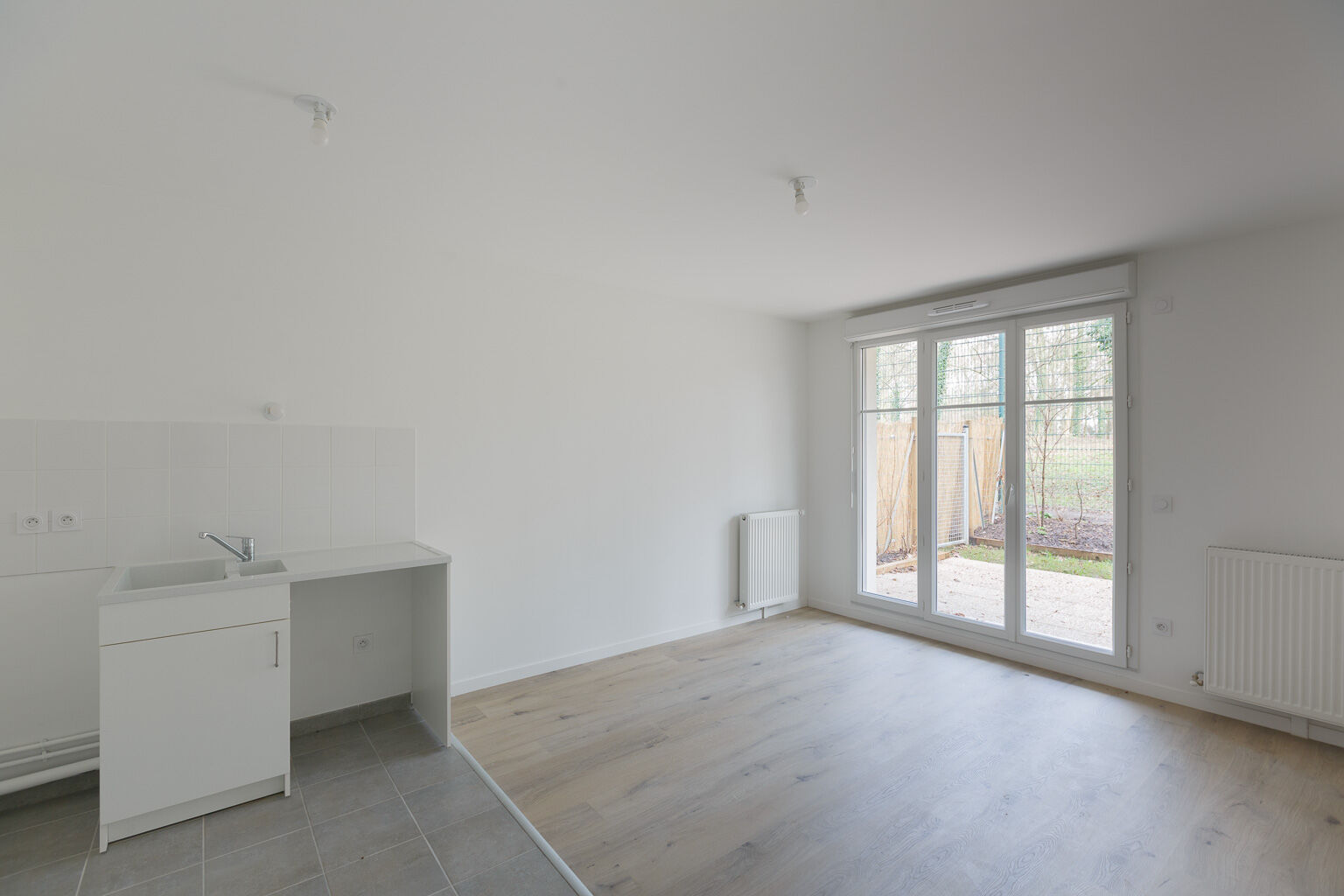 6768-BLANC MESNIL-UG347035-Photo 5-compressed.jpg